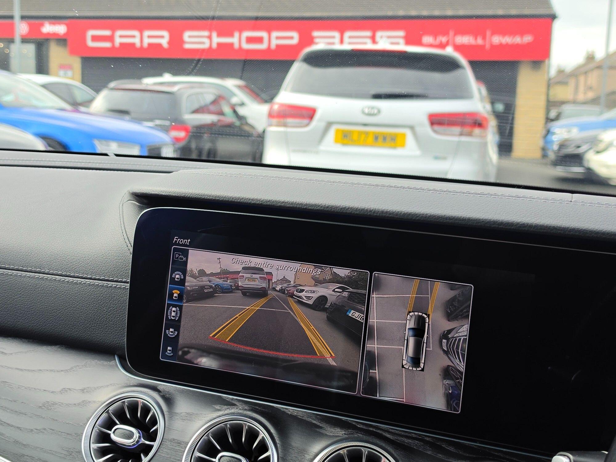 Mercedes-Benz E-Class view 41