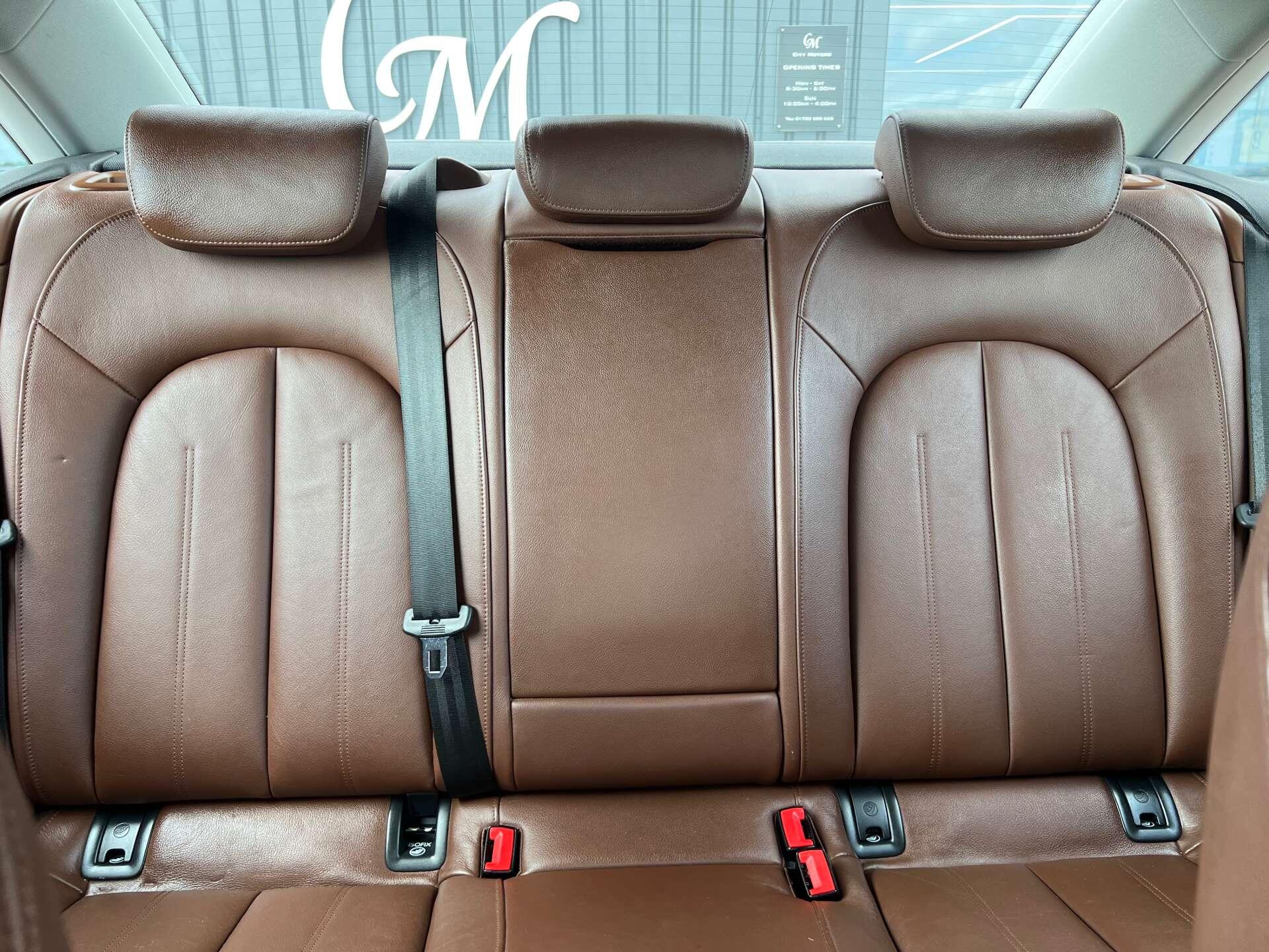 Audi A6 view 38