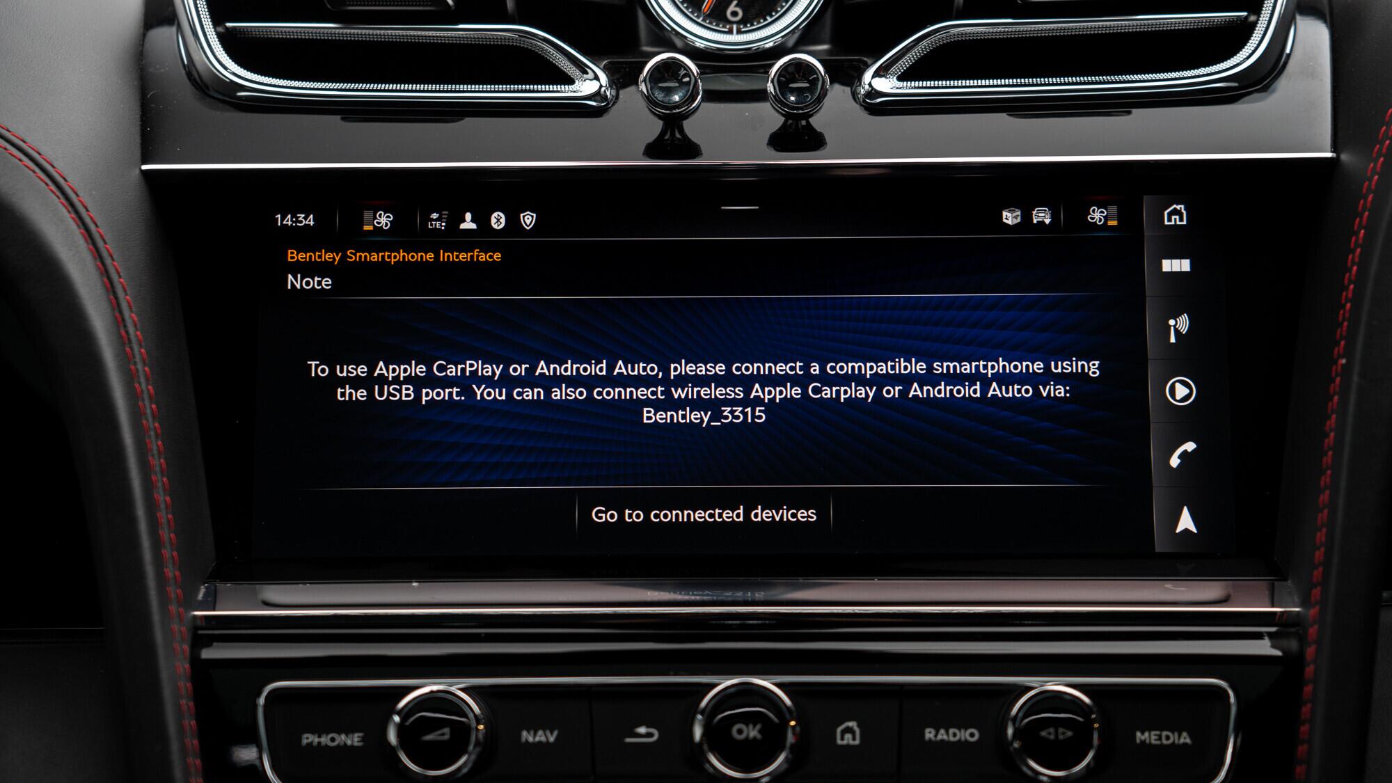 Bentley Bentayga view 24