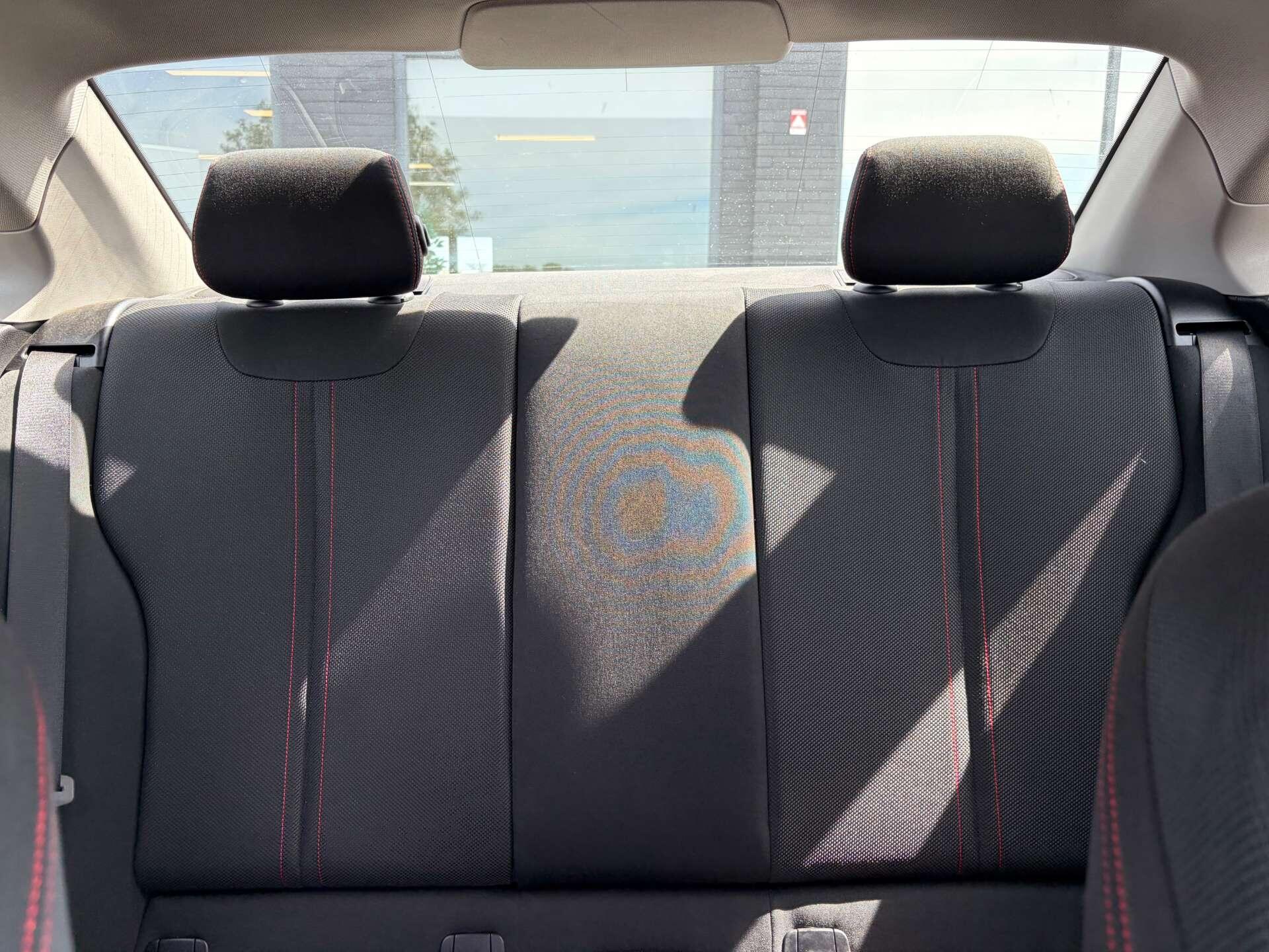 BMW 2 Series view 24