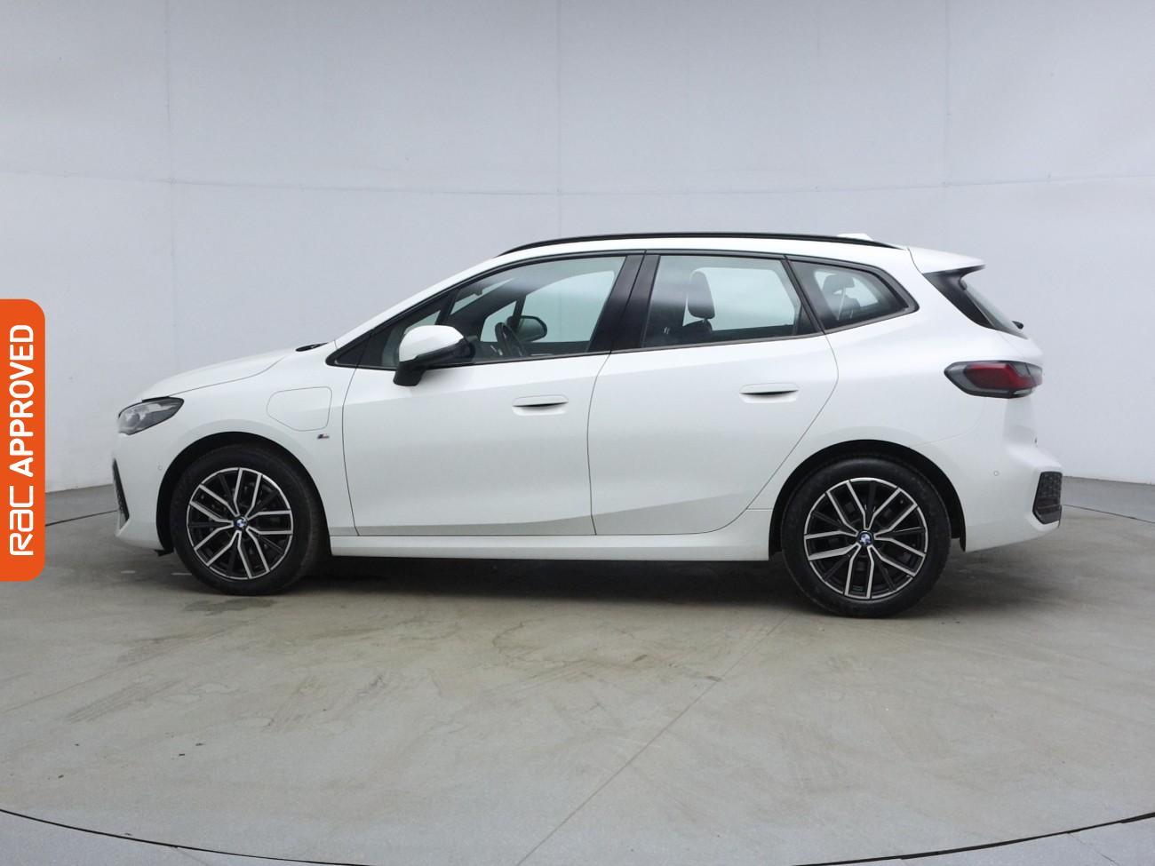 BMW 2 Series view 31