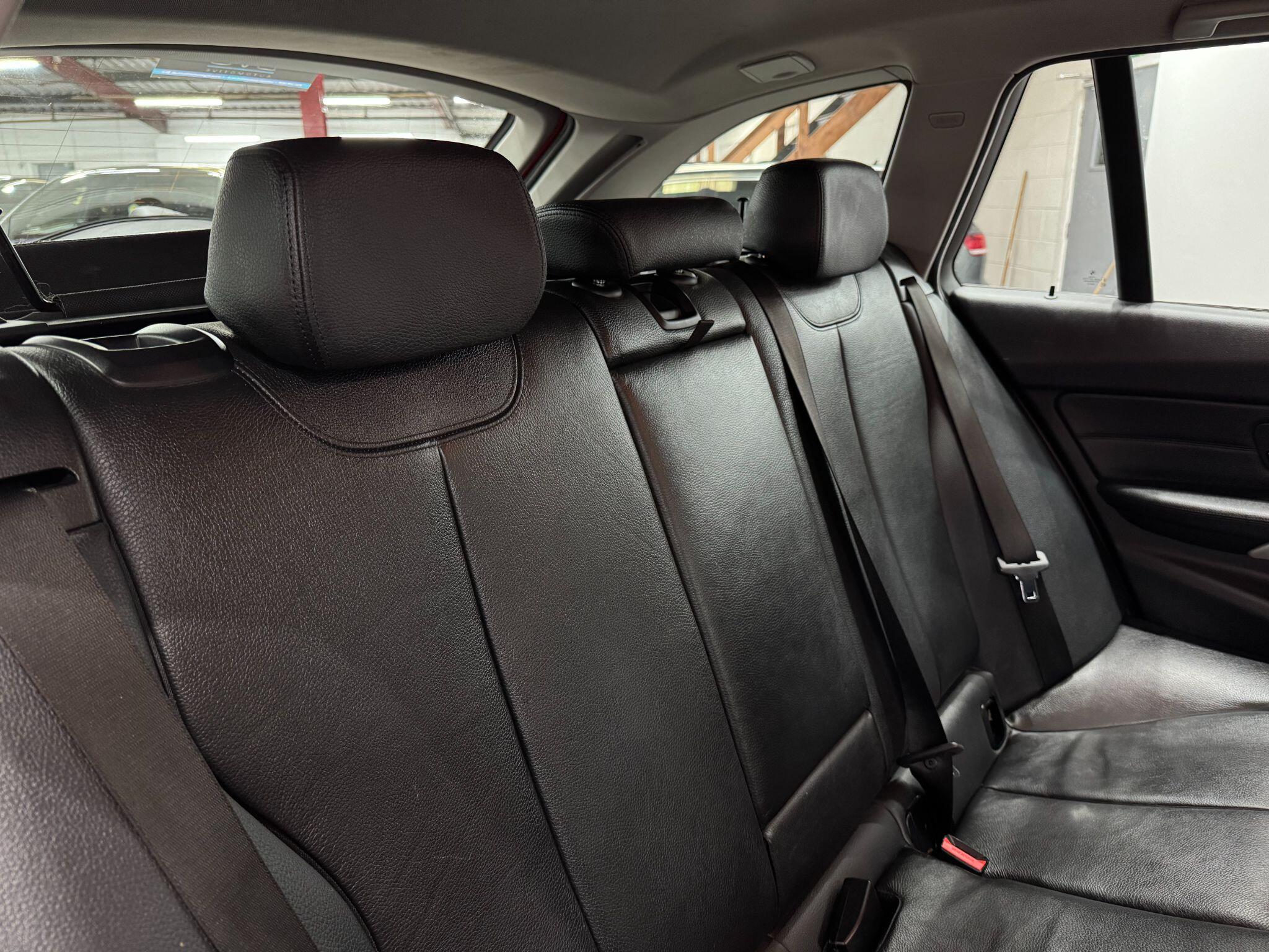 BMW 3 Series view 59
