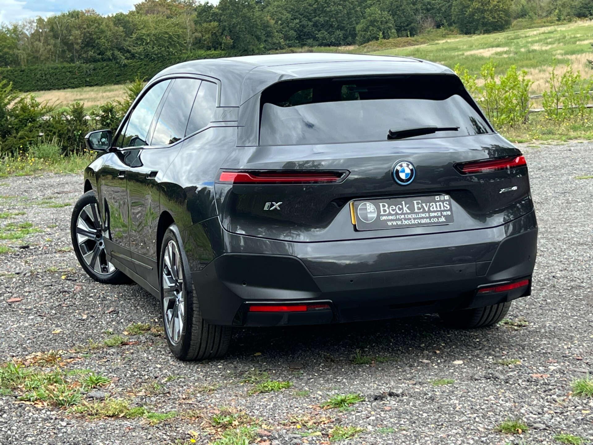 BMW iX view 26