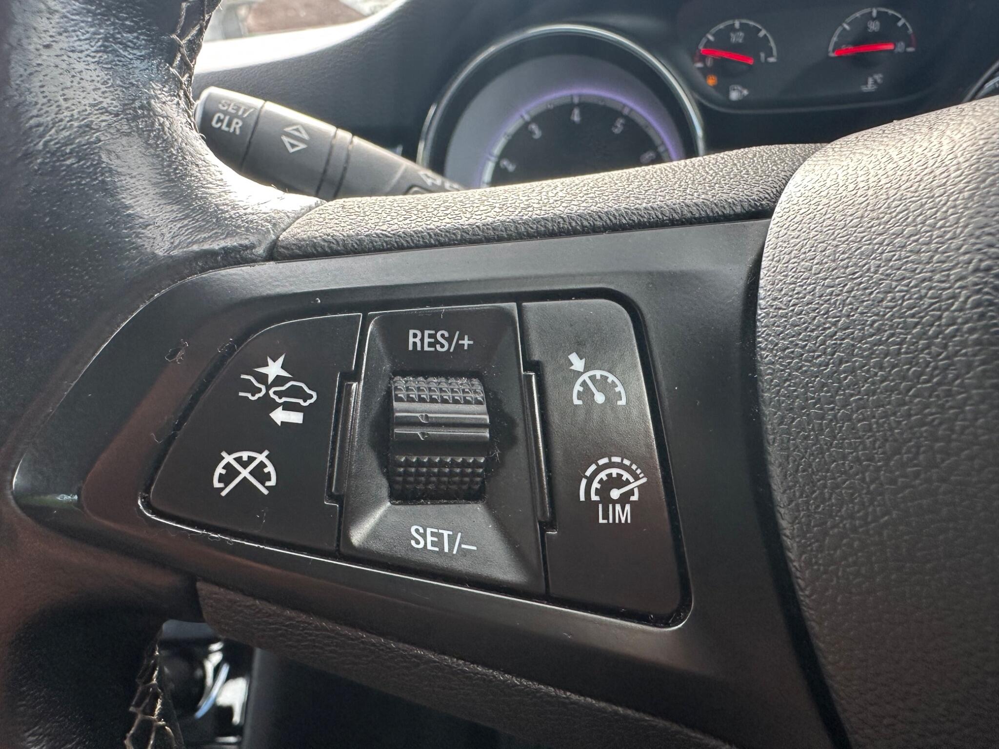 Vauxhall Astra view 19