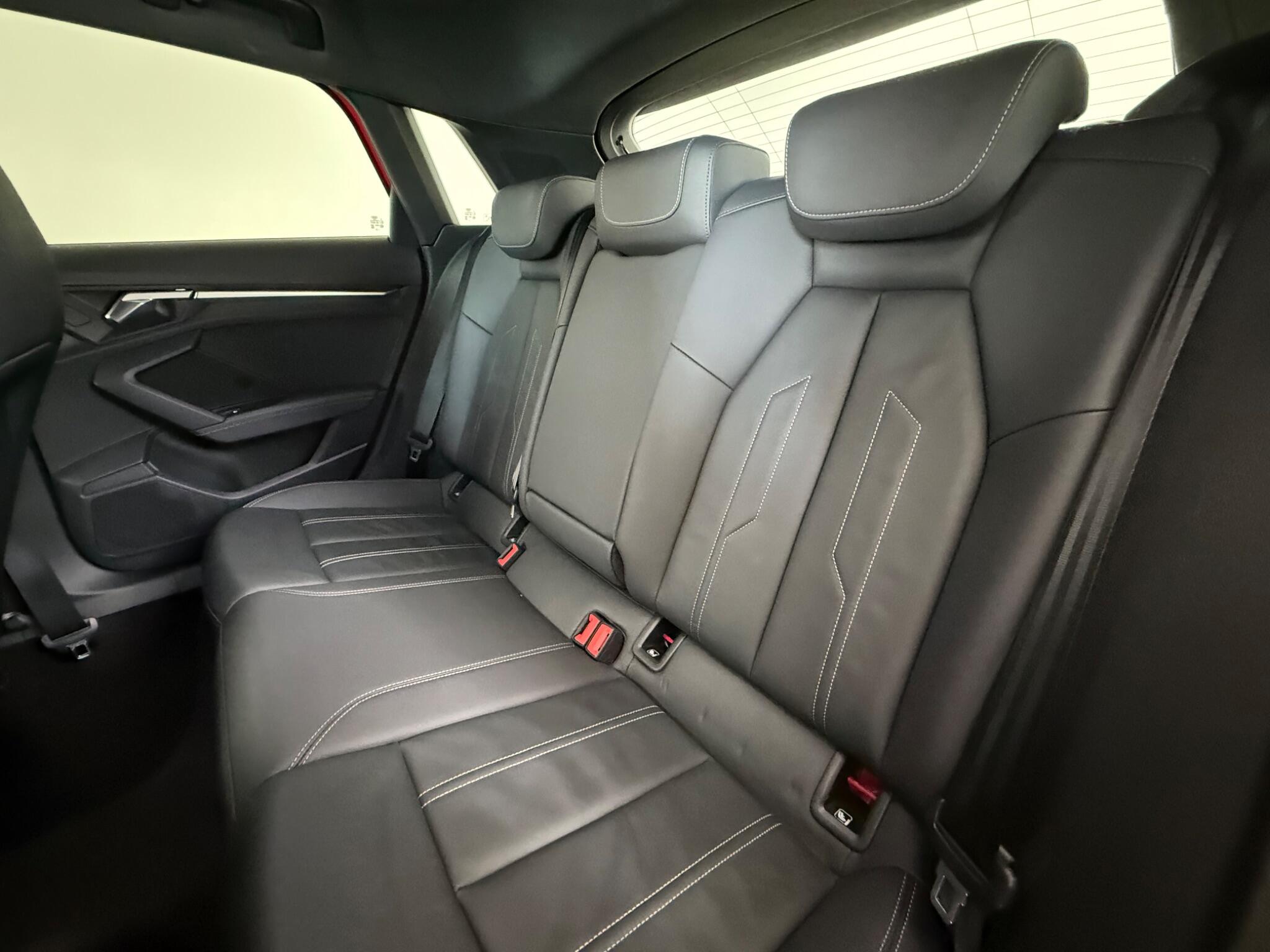 Audi A3 view 36