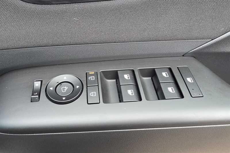 Hyundai Kona view 16