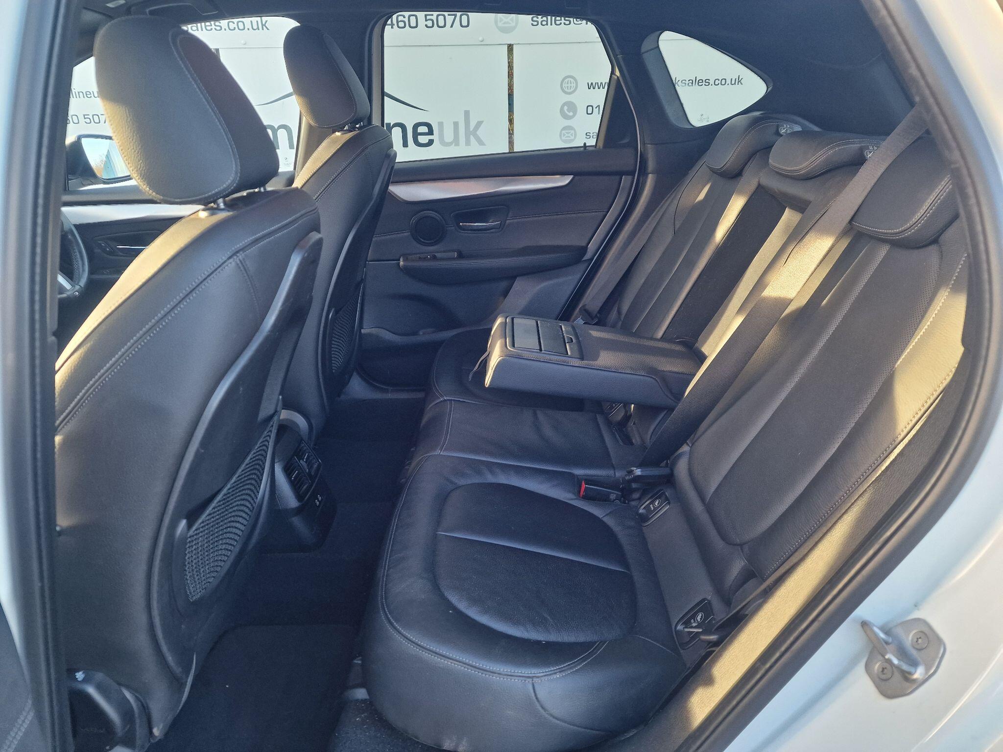 BMW 2 Series view 26