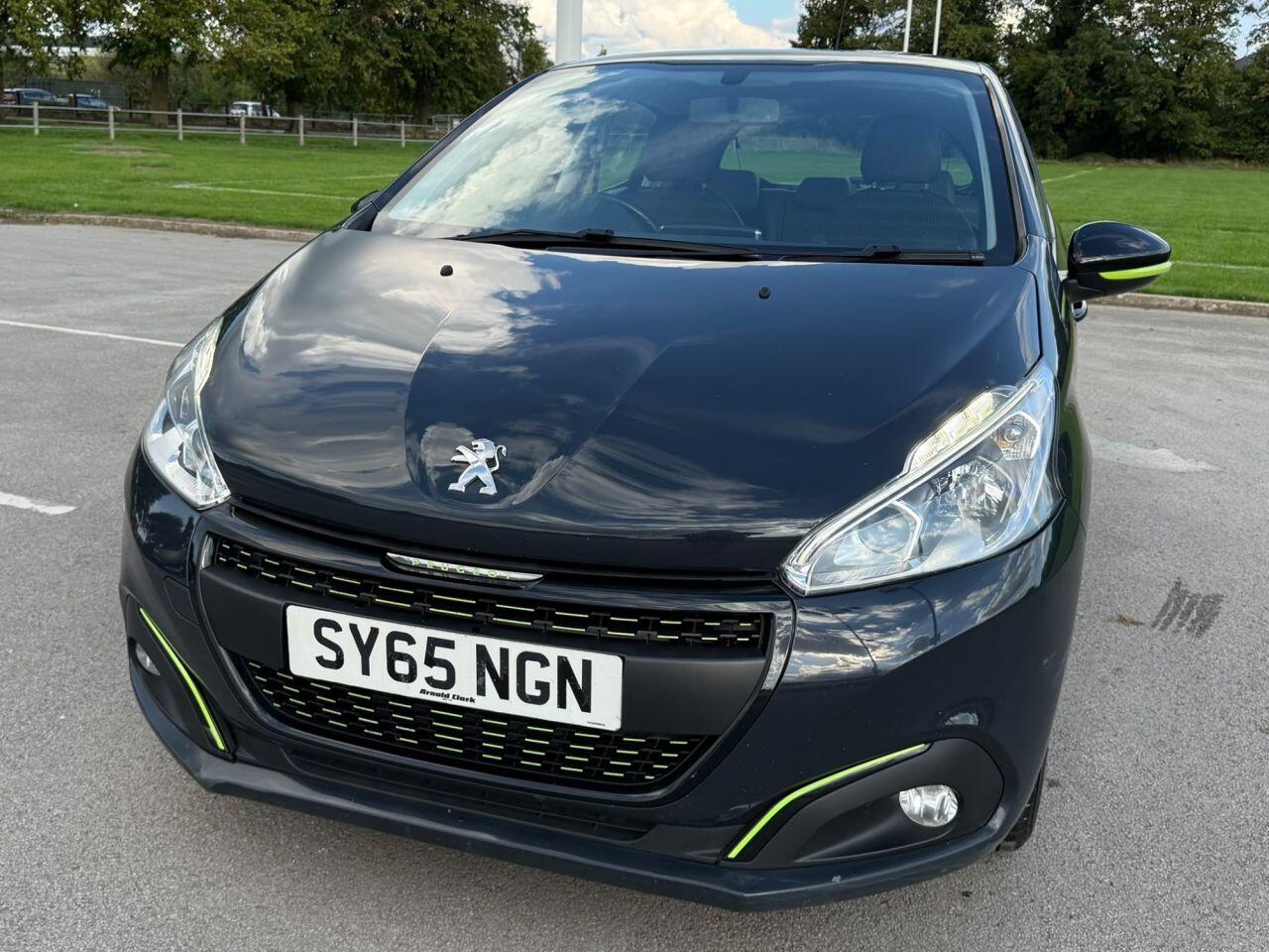 Peugeot 208 view 14