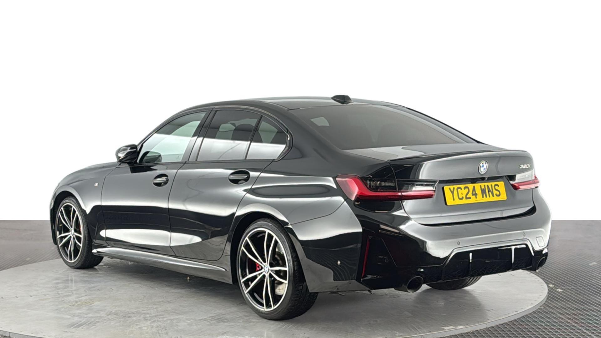 BMW 3 Series view 6