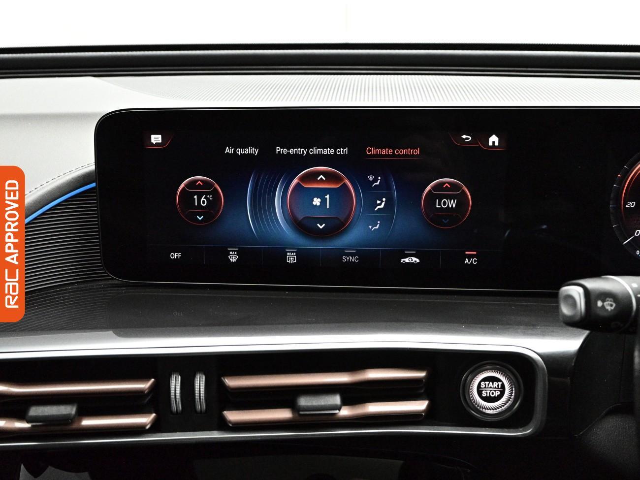 Mercedes-Benz Eqc view 19
