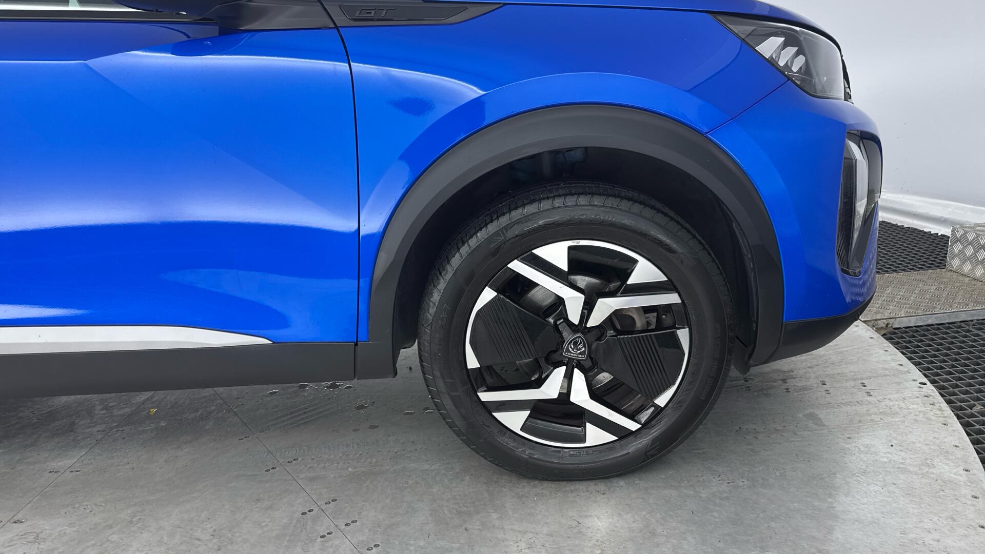 Peugeot 2008 view 20
