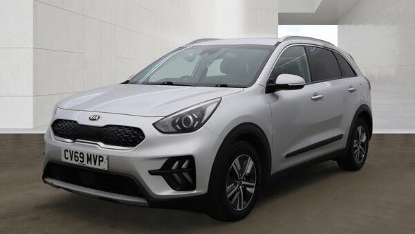 Kia Niro main image