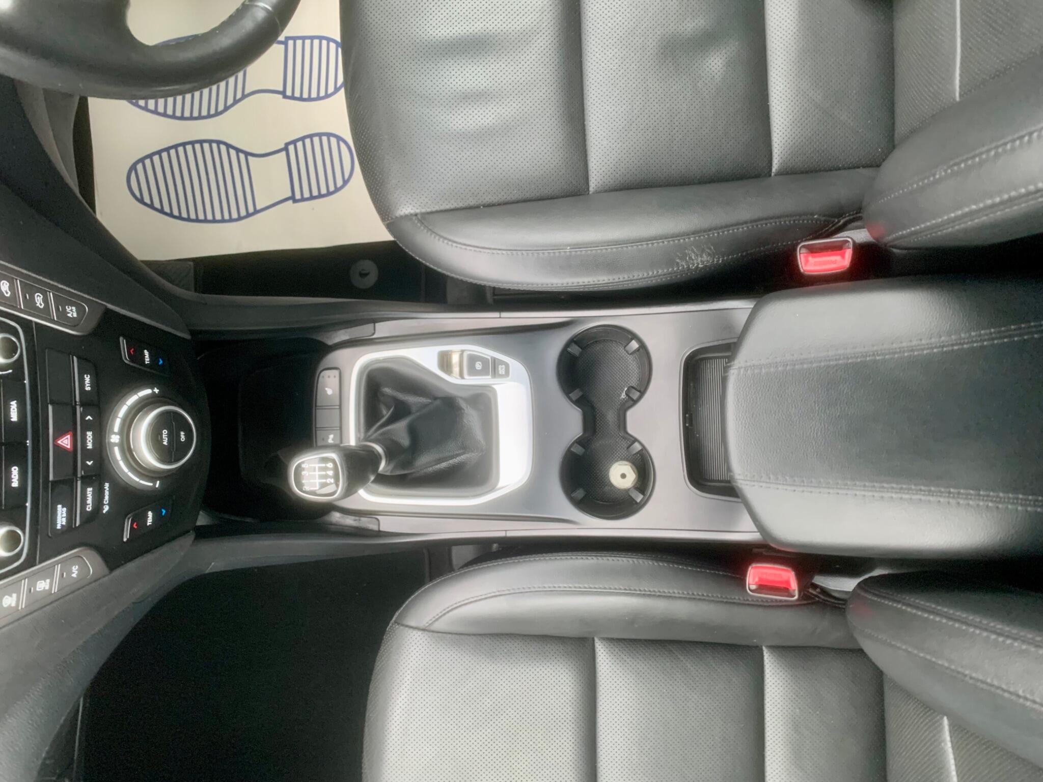 Hyundai Santa Fe view 31