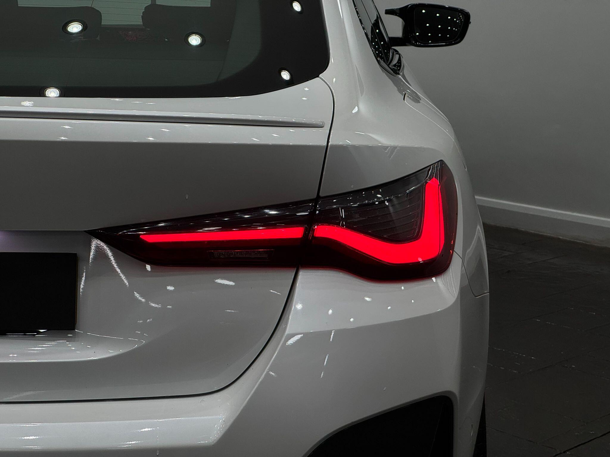 BMW I4 view 25