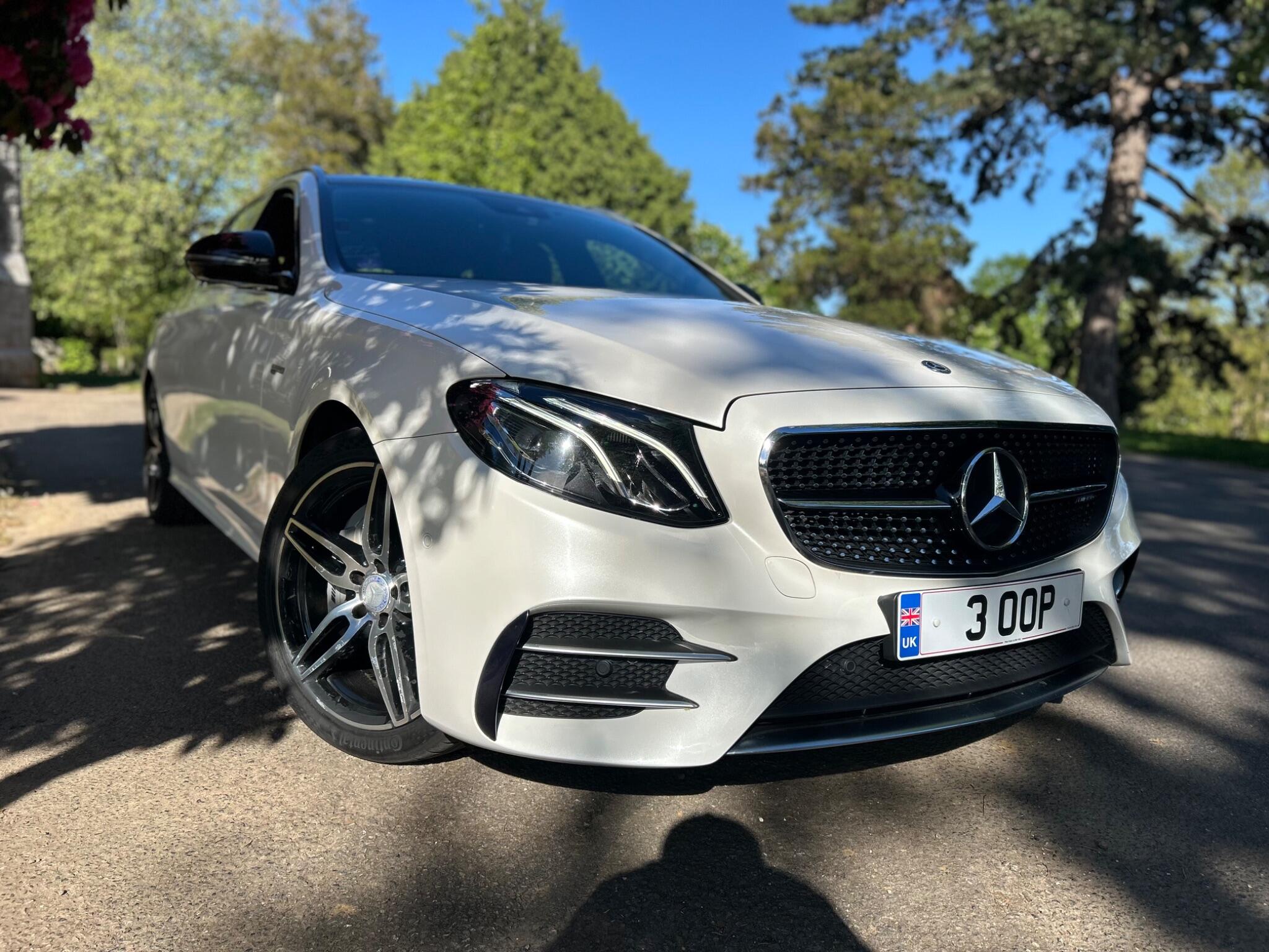 Mercedes-Benz E-Class view 50
