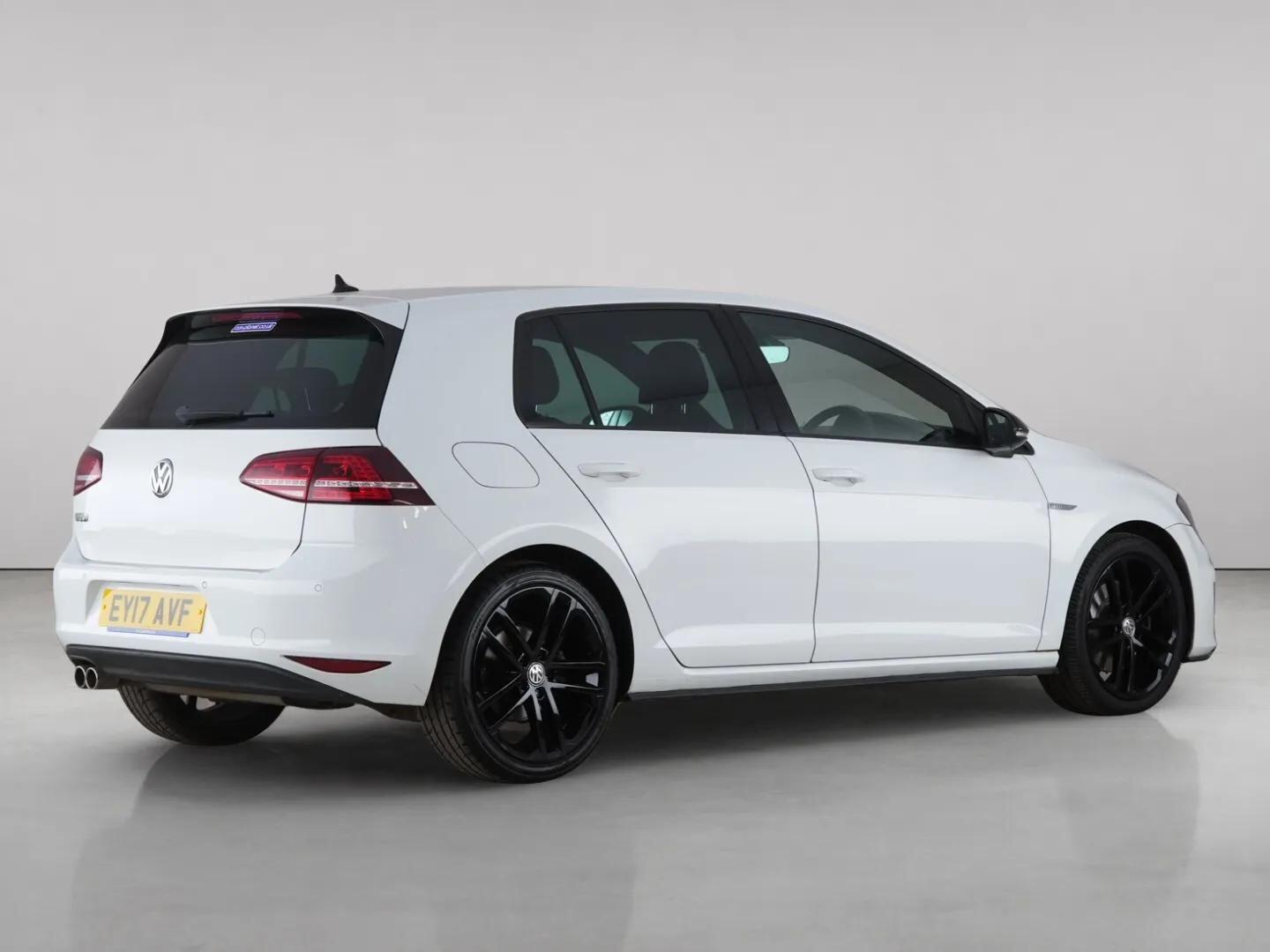Volkswagen Golf view 8