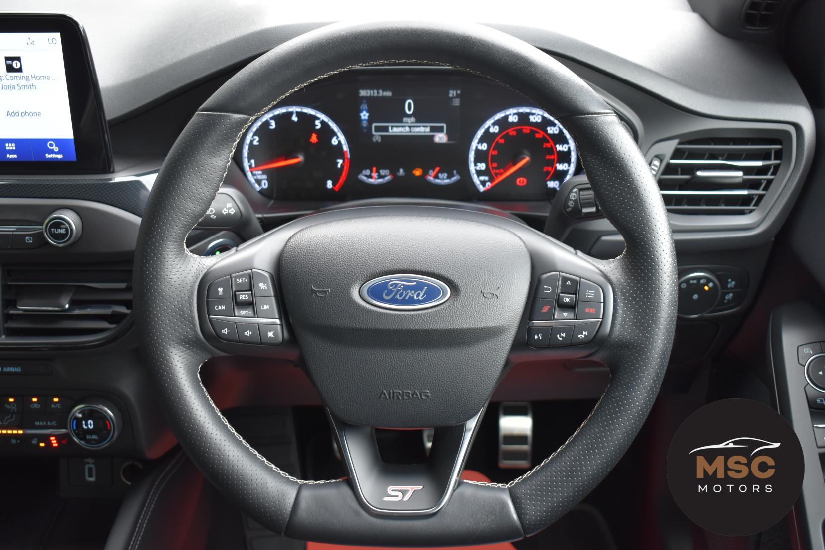 Ford Focus view 46