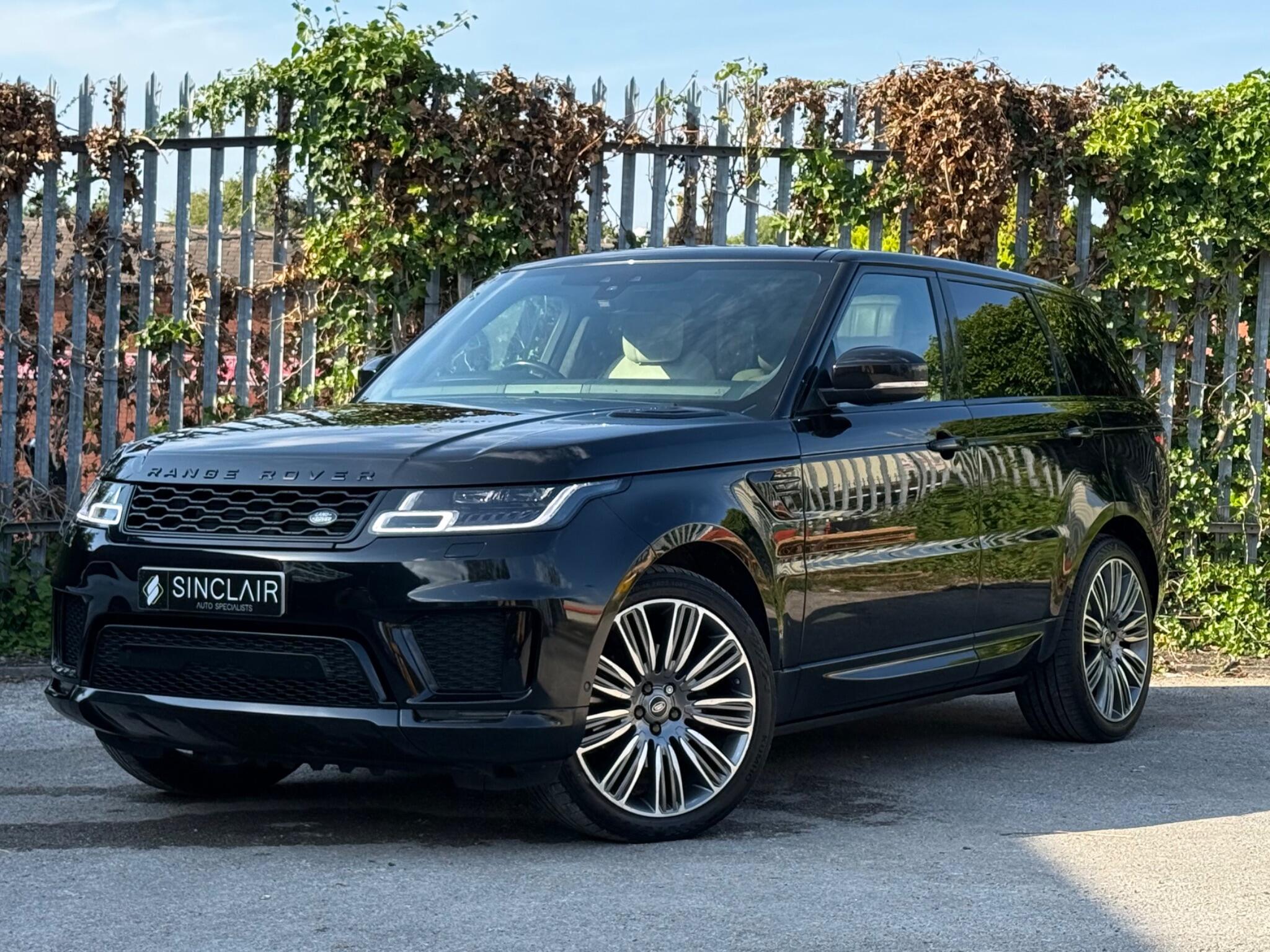 Land Rover Range Rover Sport view 3
