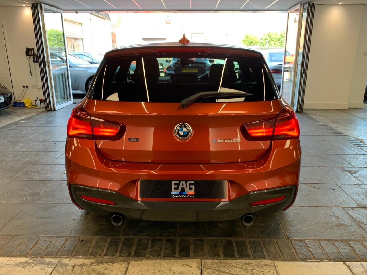BMW 1 Series view 17