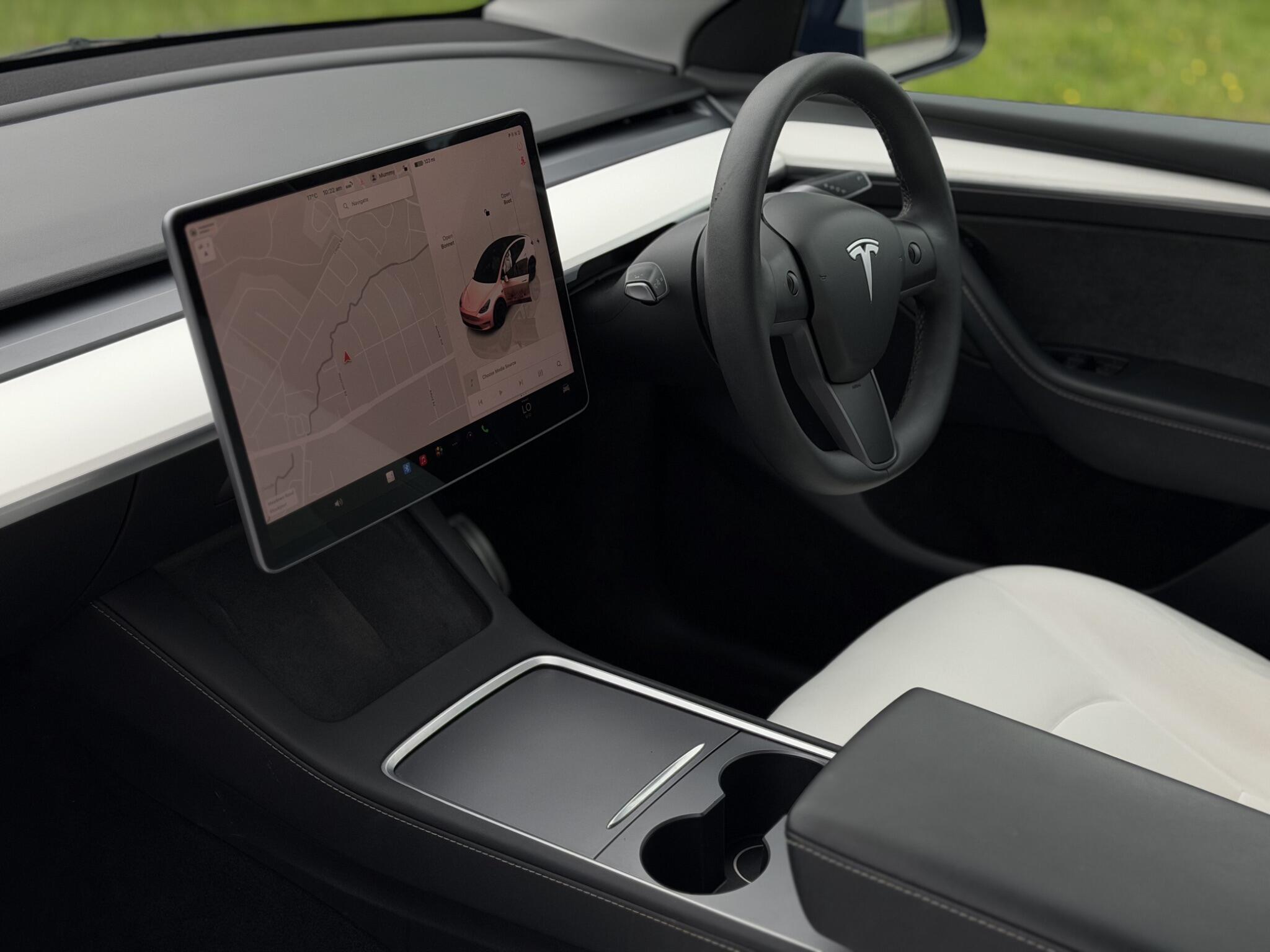 Tesla Model Y view 17