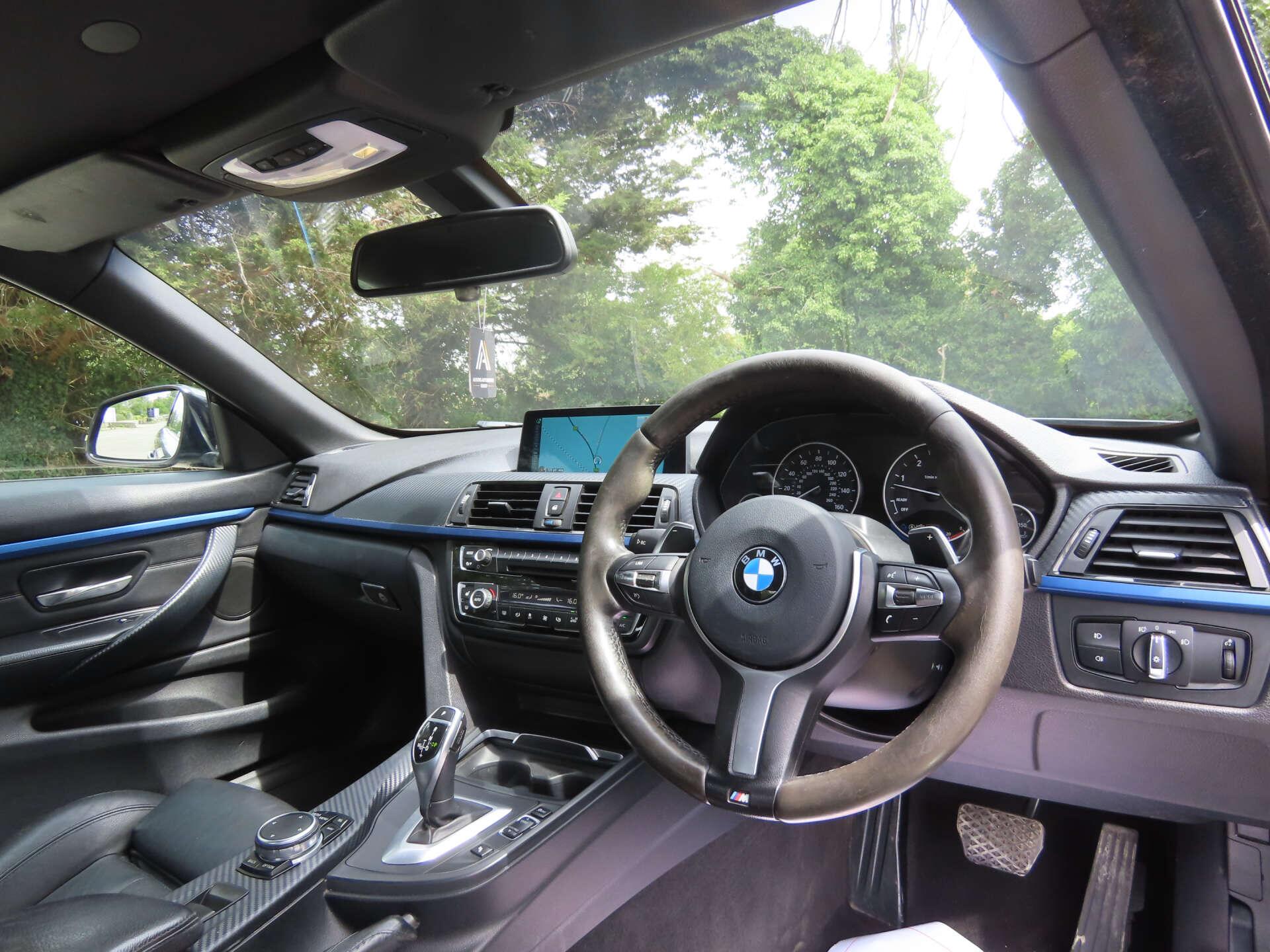 BMW 4 Series view 9