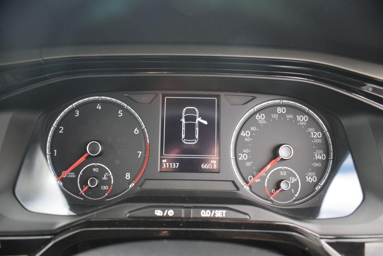Volkswagen Polo view 25