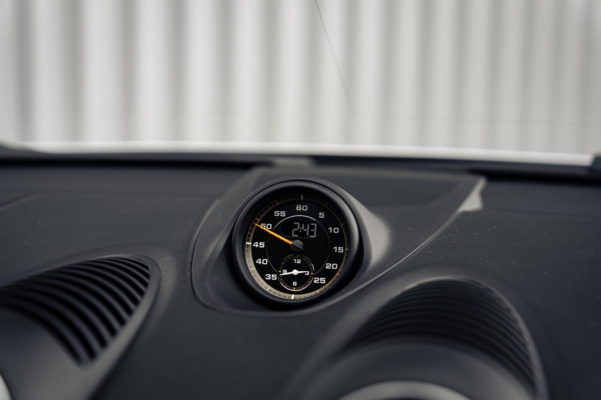 Porsche 718 Cayman view 9