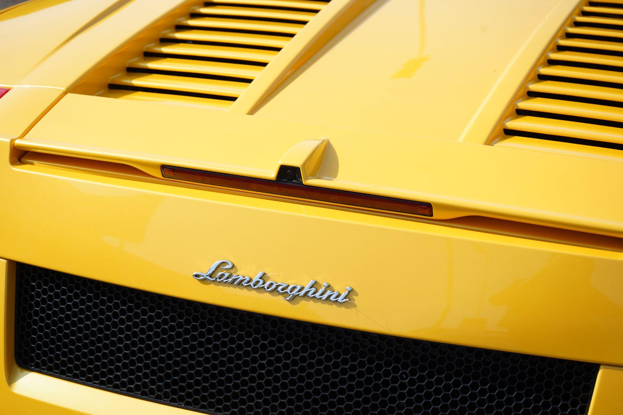 Lamborghini Gallardo view 22