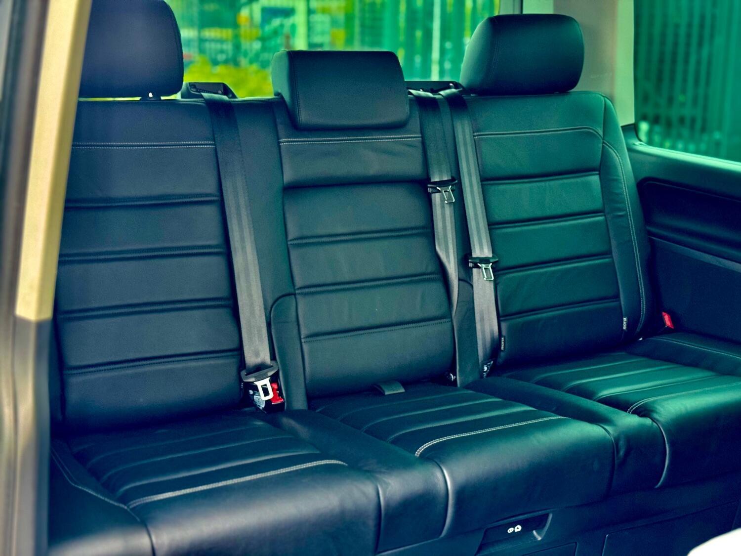Volkswagen Caravelle view 57
