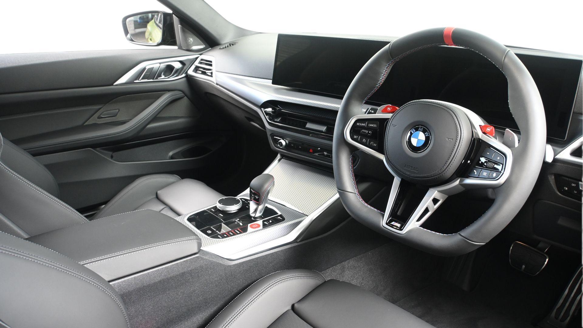 BMW M4 view 16