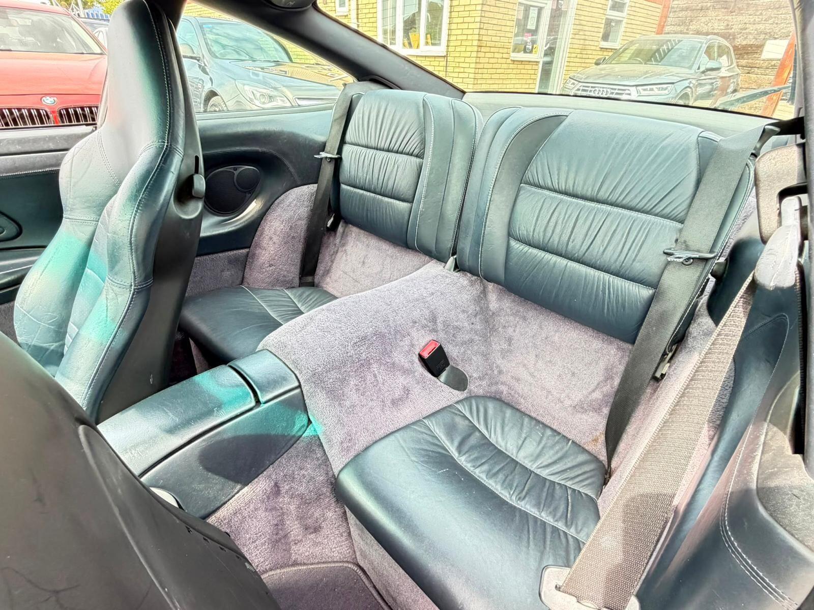 Porsche 911 view 10