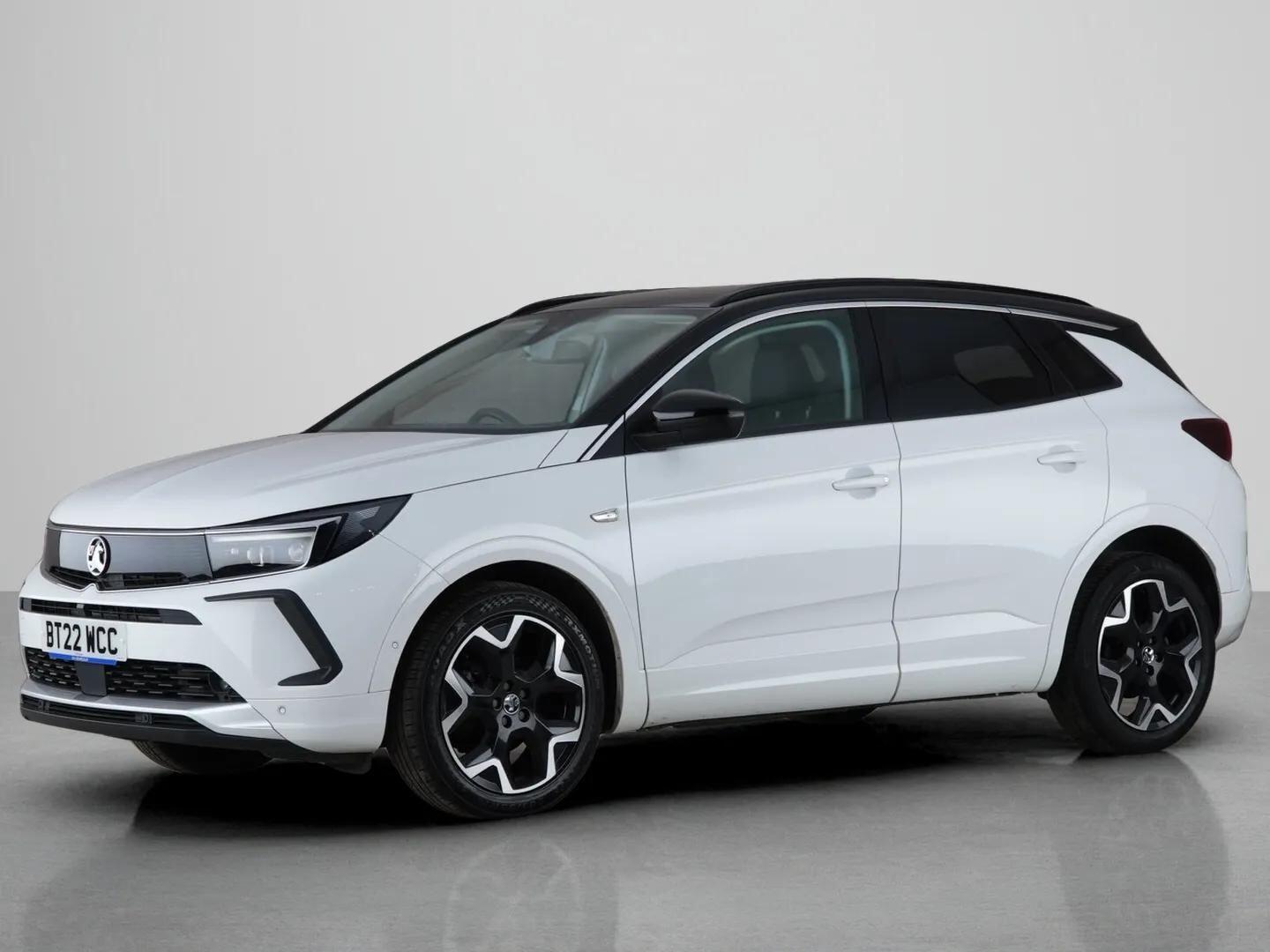 Vauxhall Grandland view 2