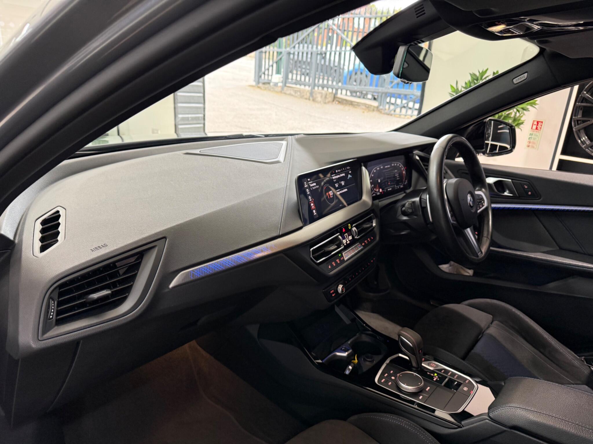 BMW 1 Series view 41