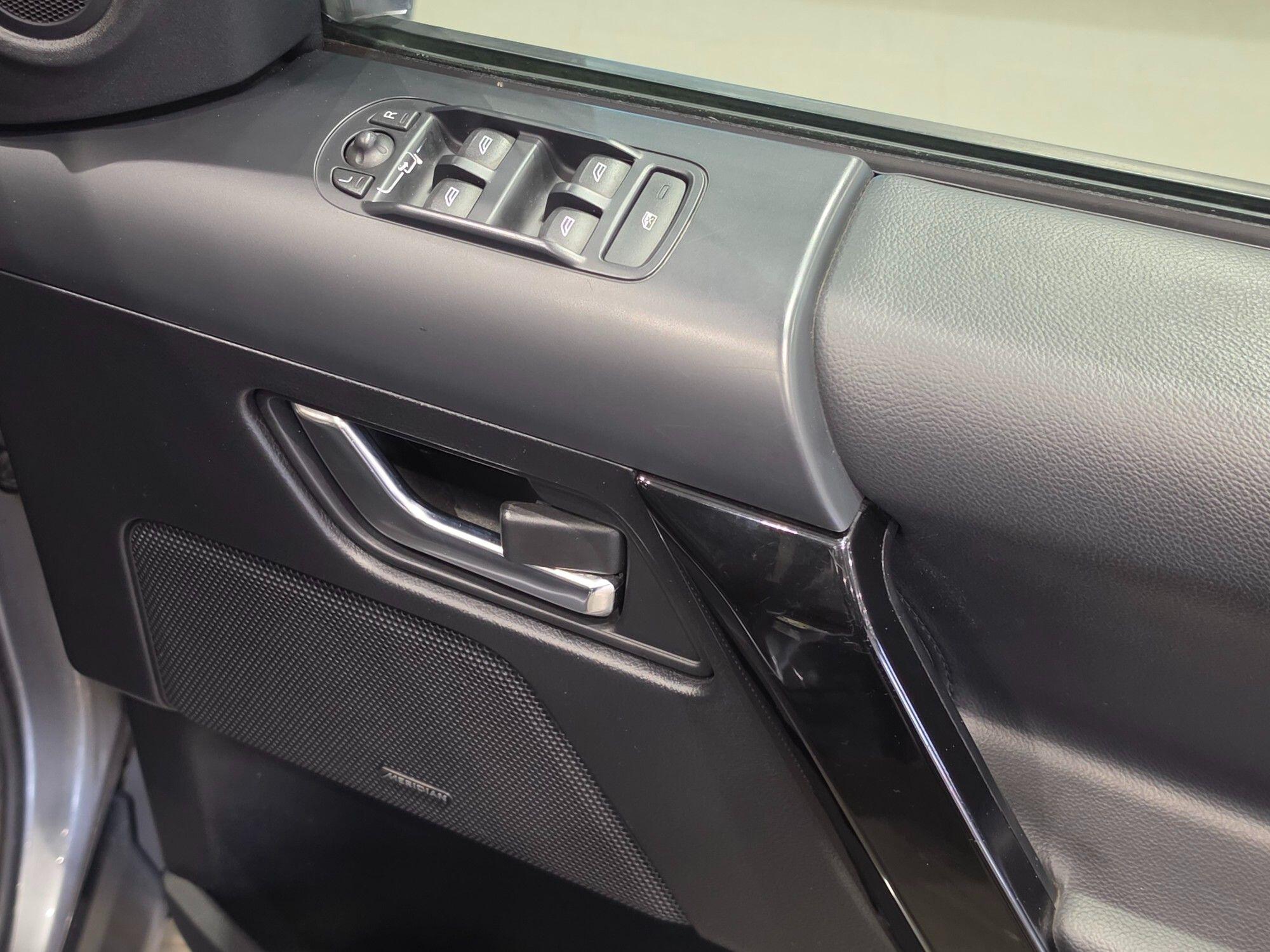 Land Rover Freelander view 54