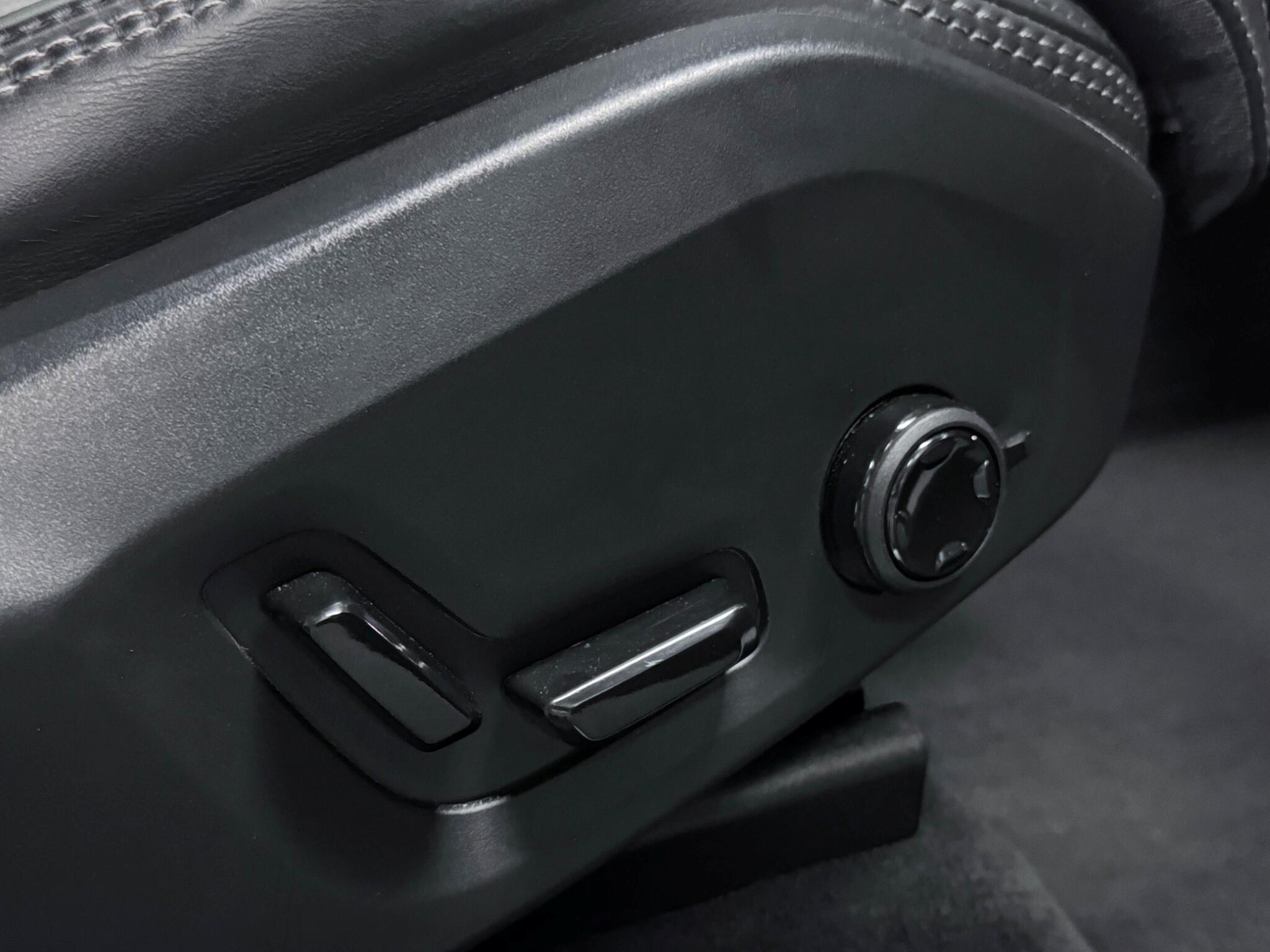 Volvo XC60 view 22
