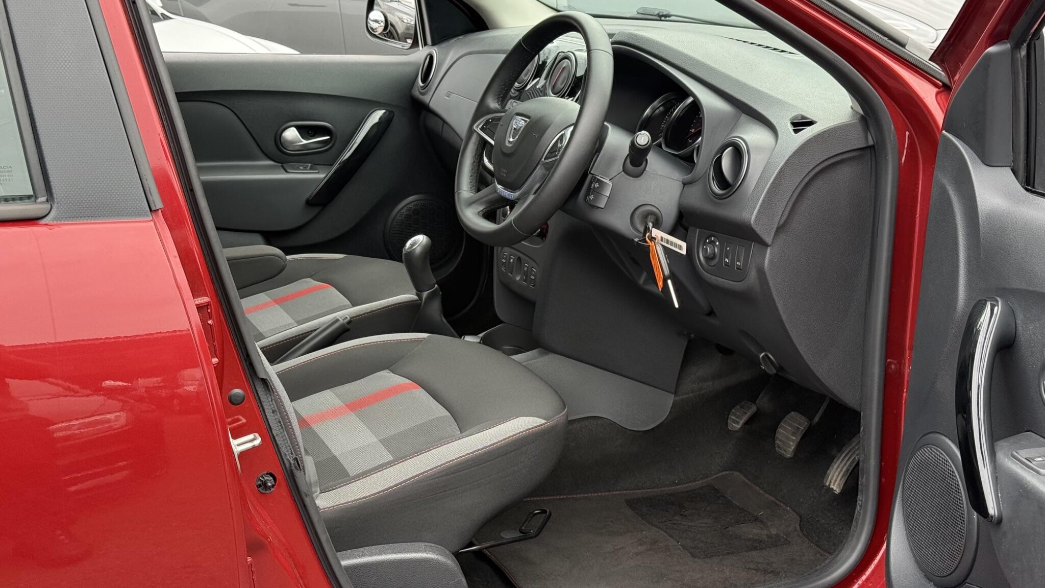 Dacia Sandero view 19
