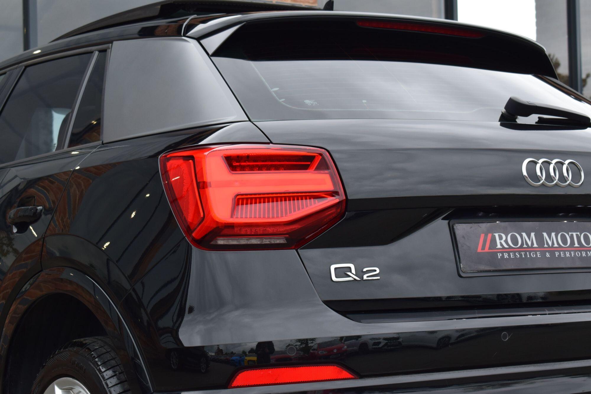 Audi Q2 view 32