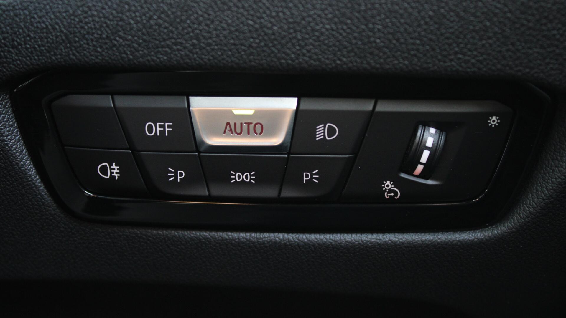 BMW 4 Series view 40
