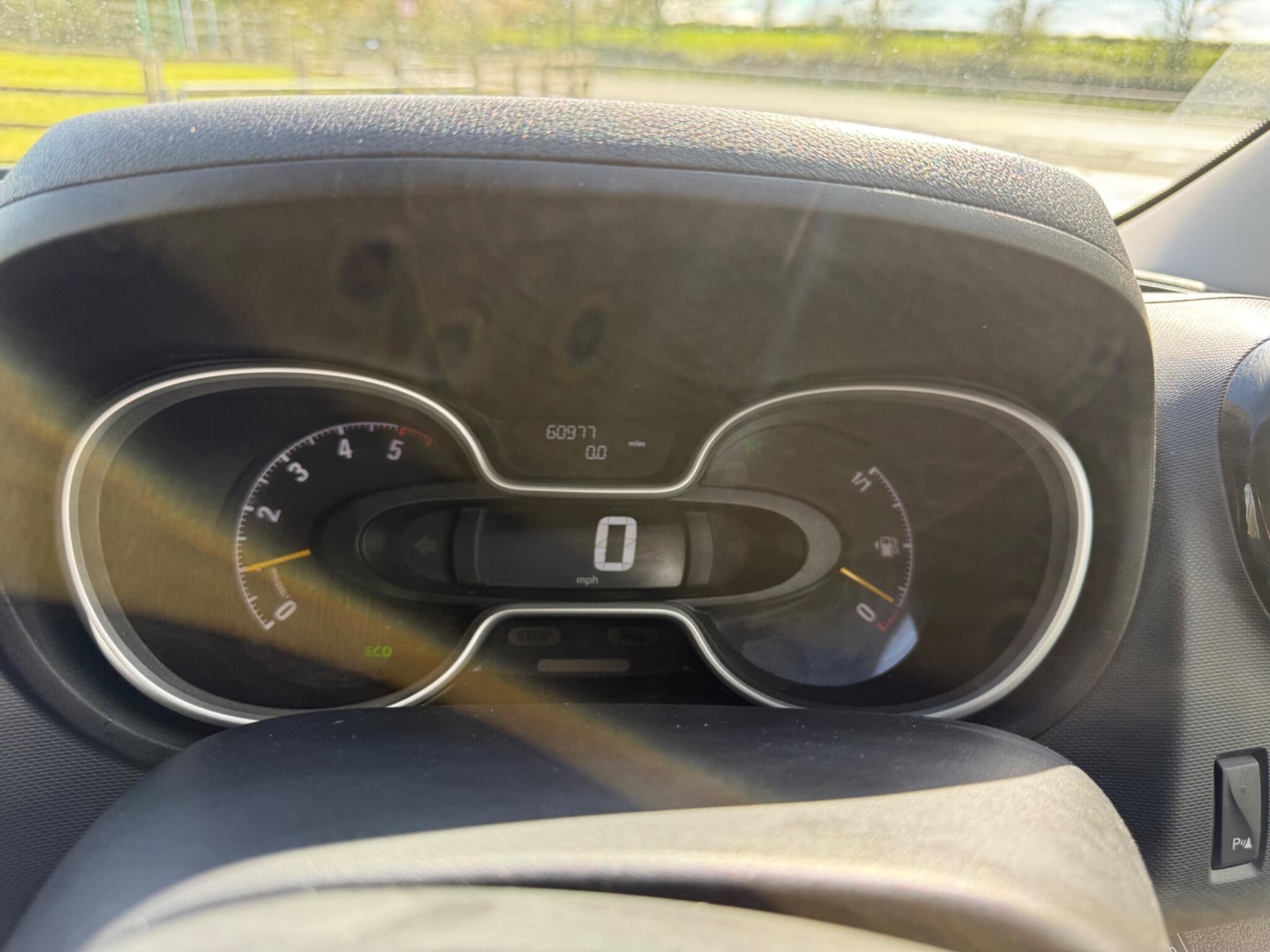 Vauxhall Vivaro 1.6 CDTi 2900 BiTurbo Sportive L1 H1 Euro 6 (s/s) 5dr — photo 36 of 98