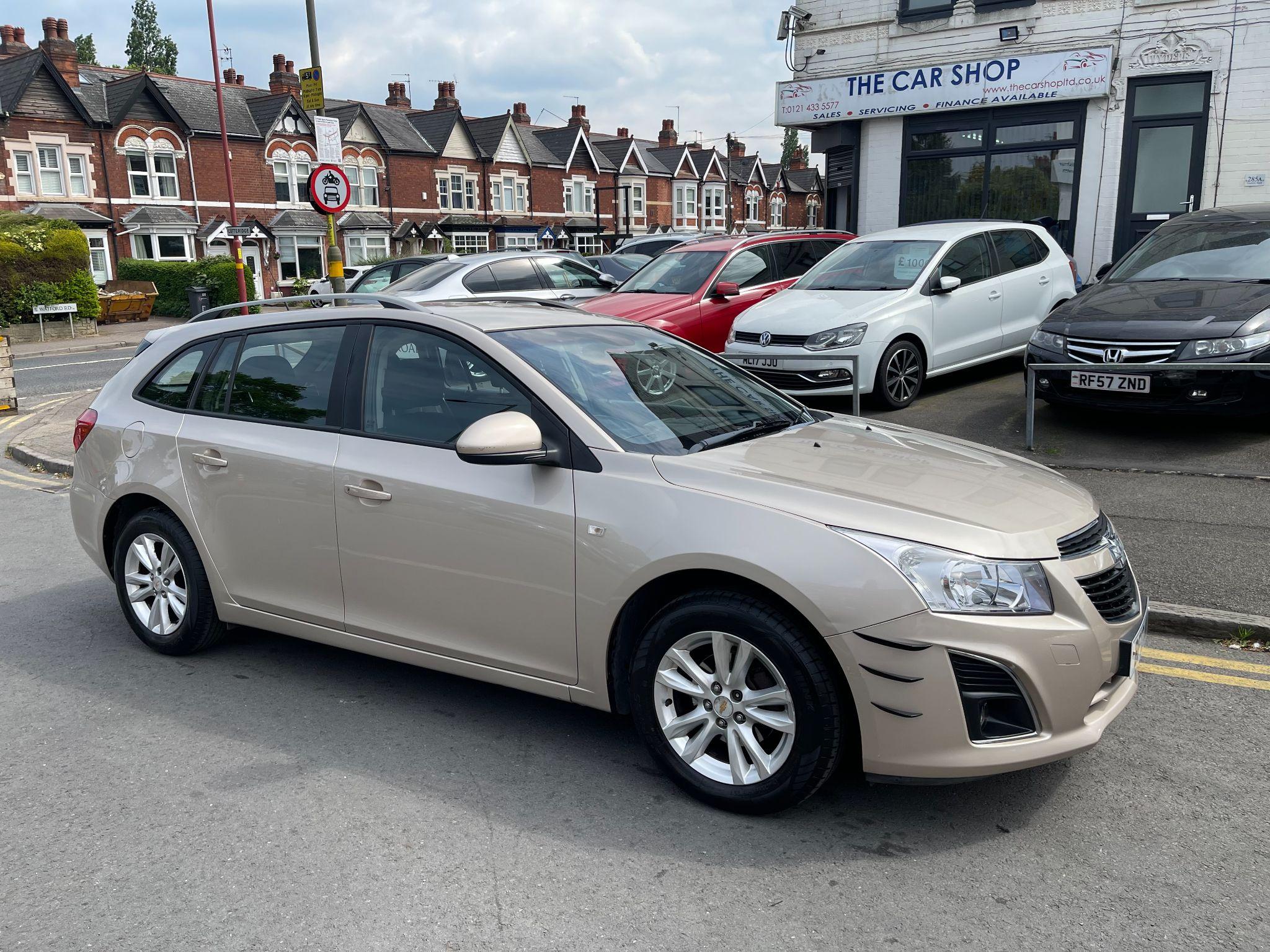 Chevrolet Cruze view 12