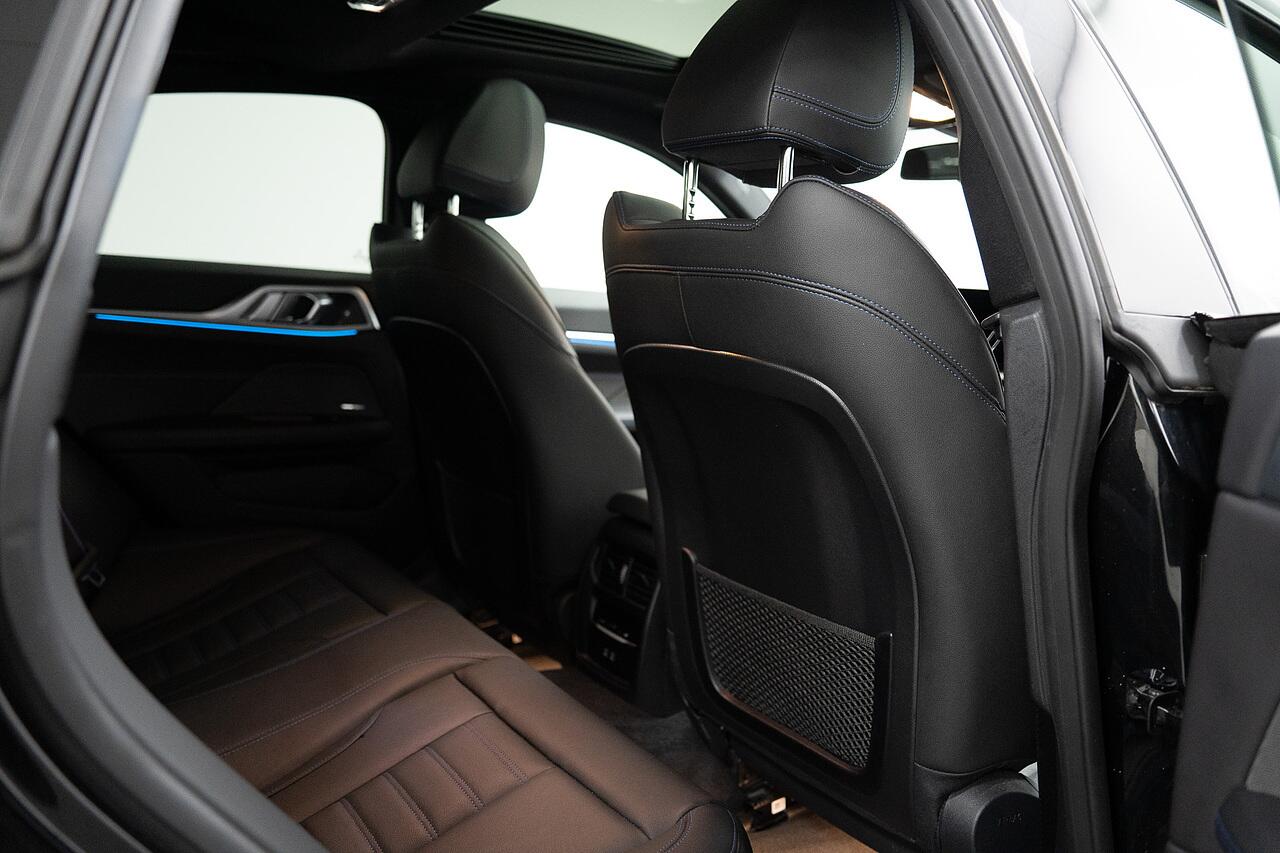 BMW I4 view 22