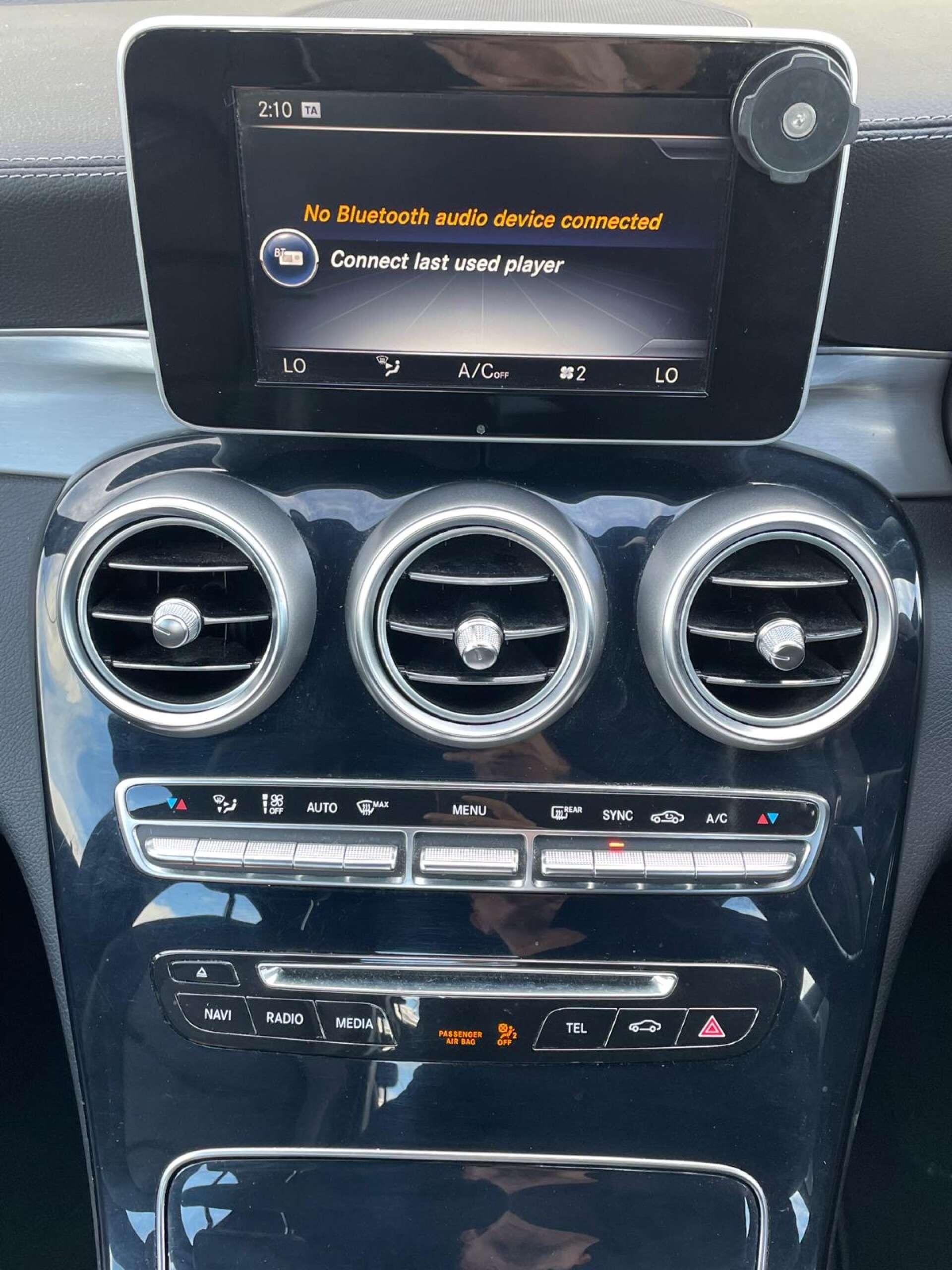 Mercedes-Benz C-Class view 37