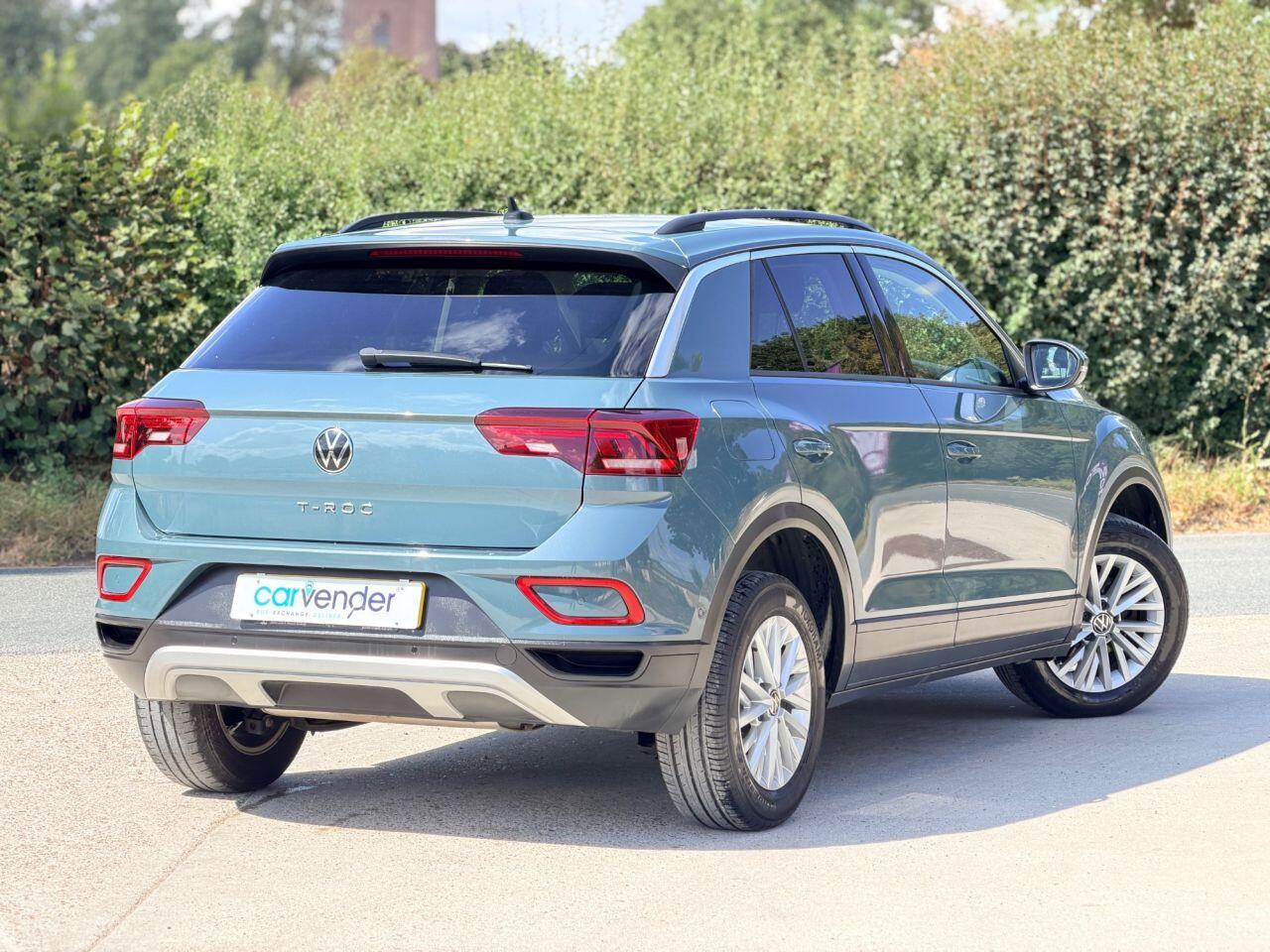 Volkswagen T-Roc view 6