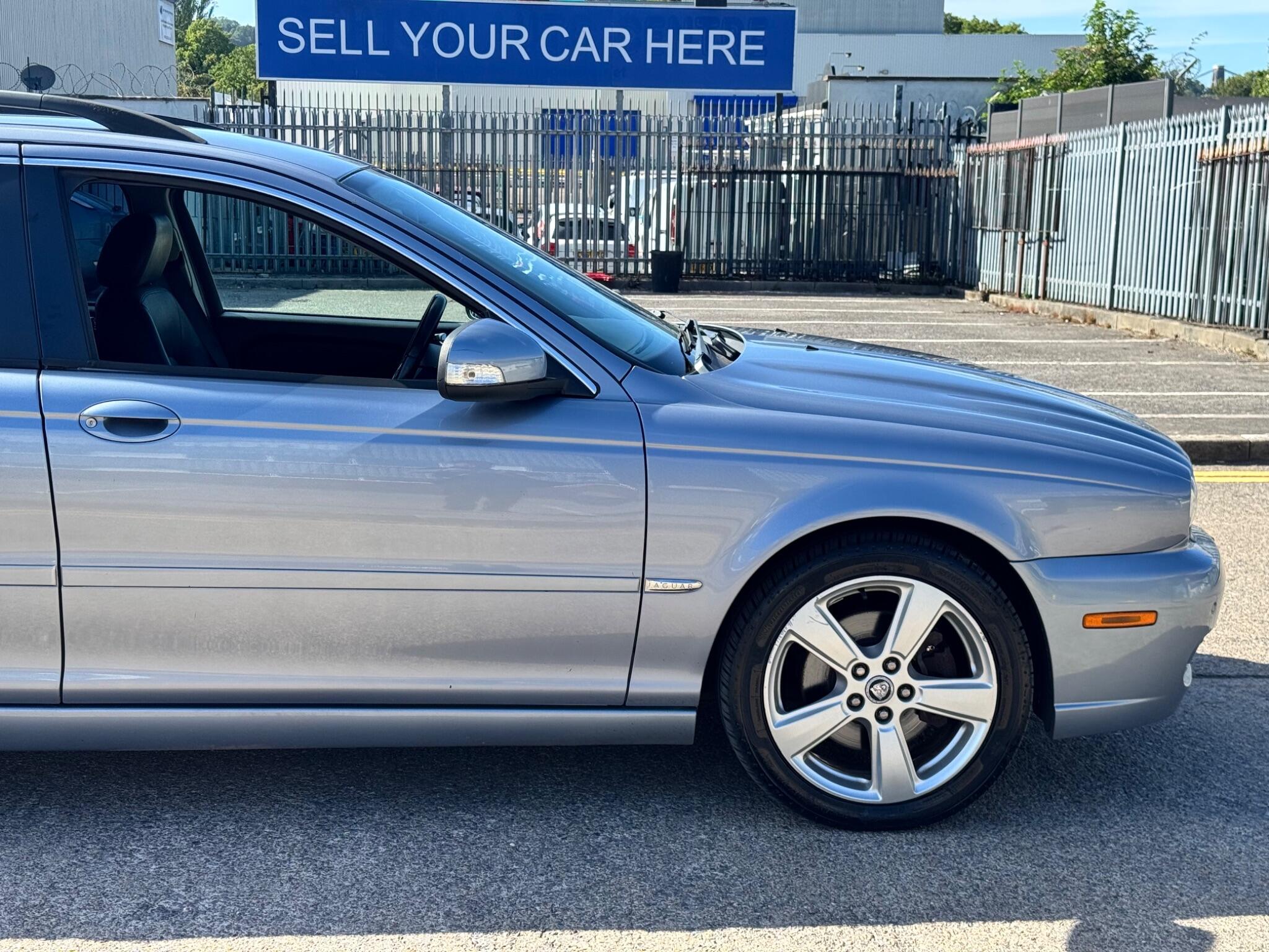 Jaguar X-Type view 15