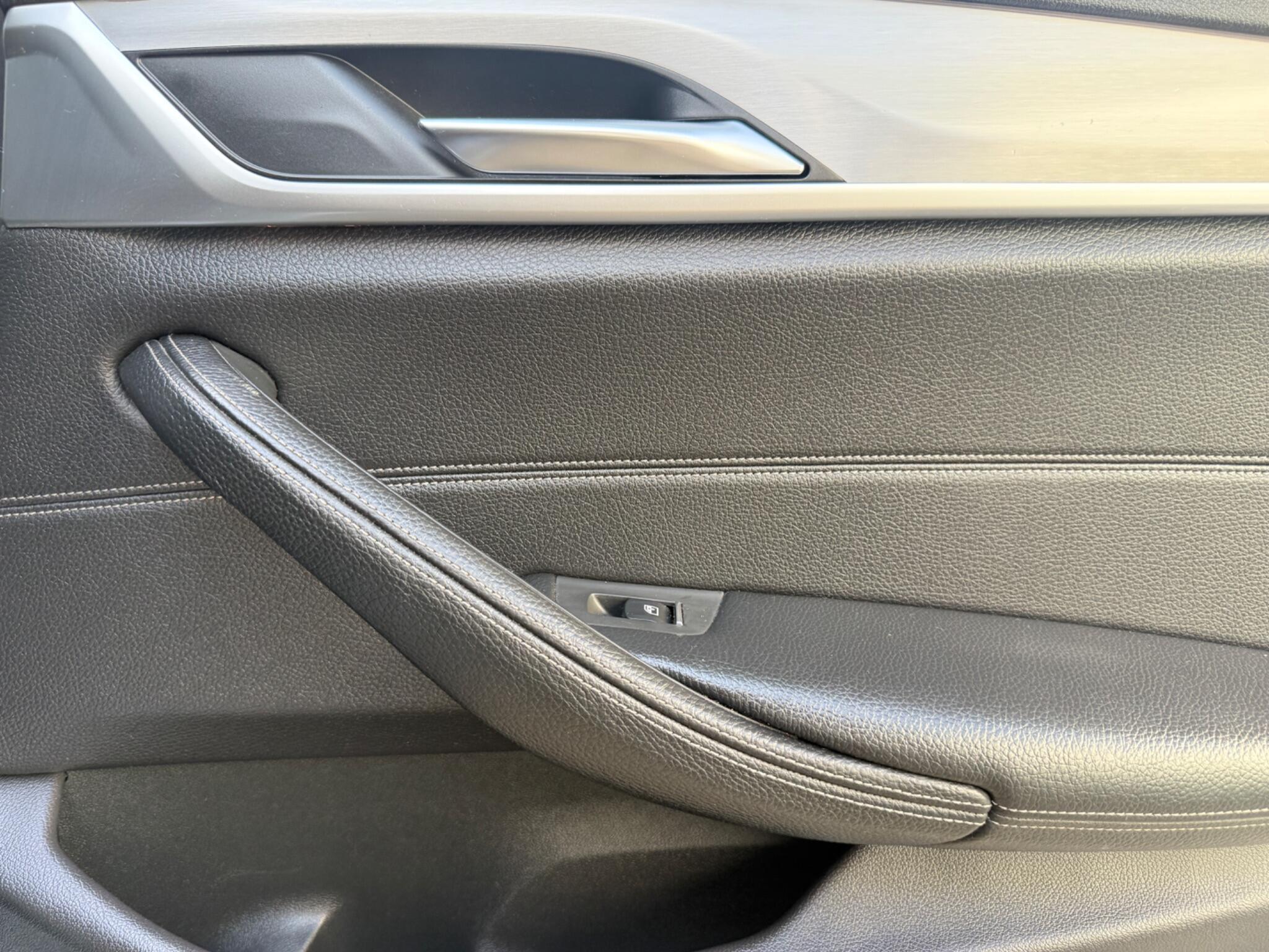 2017 BMW 5 Series image 59