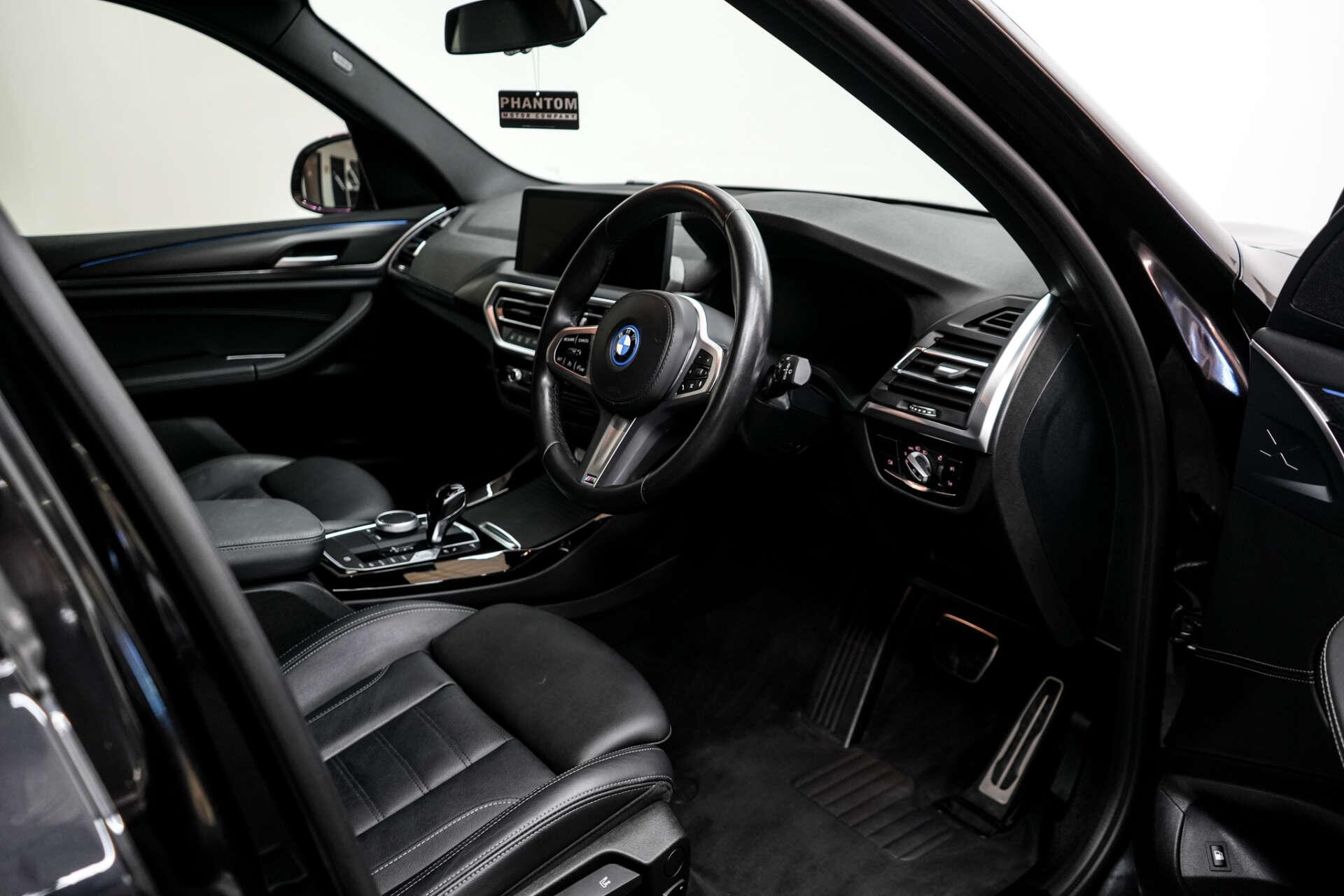 BMW X3 view 13