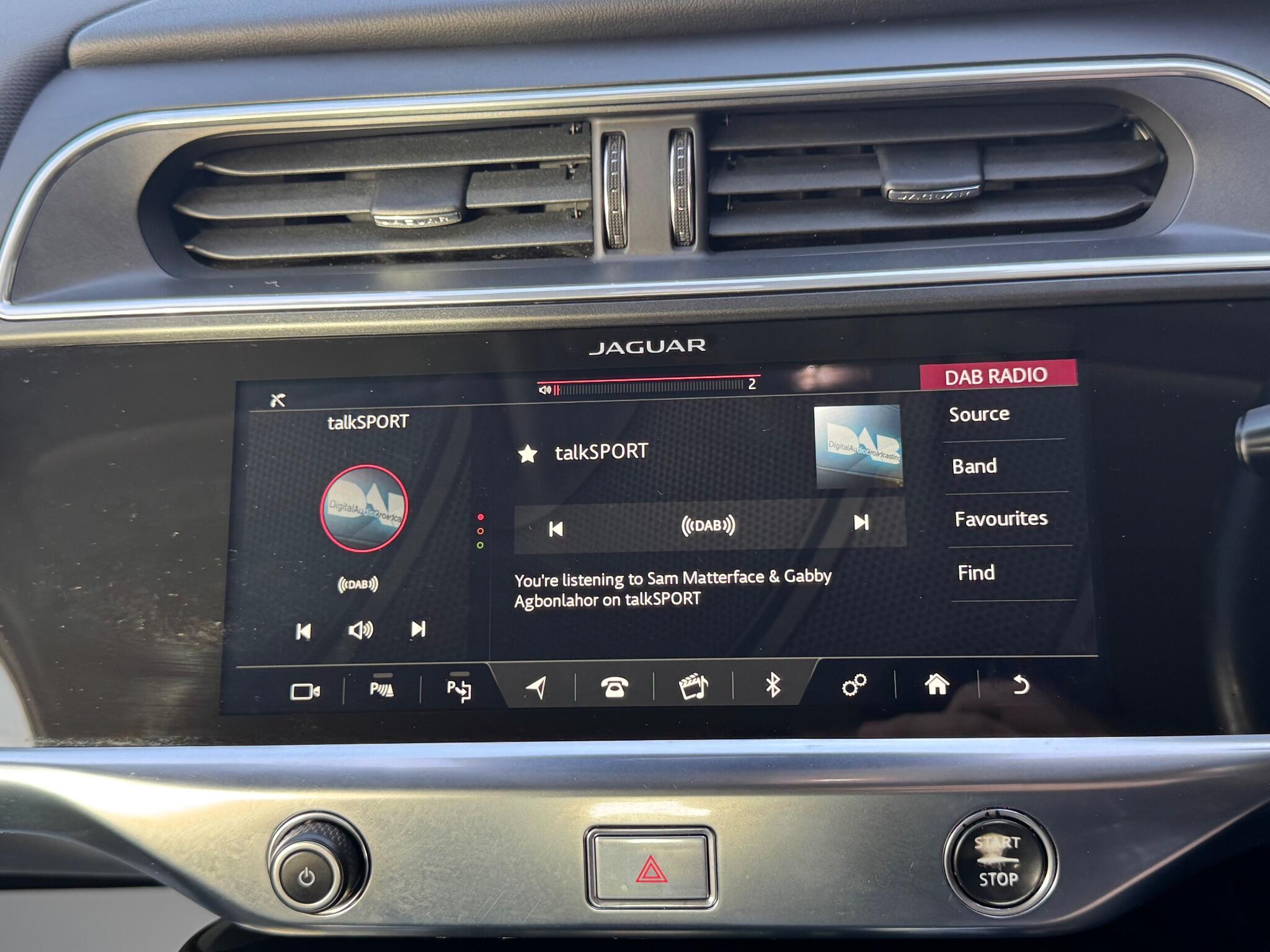 Jaguar I-Pace view 24