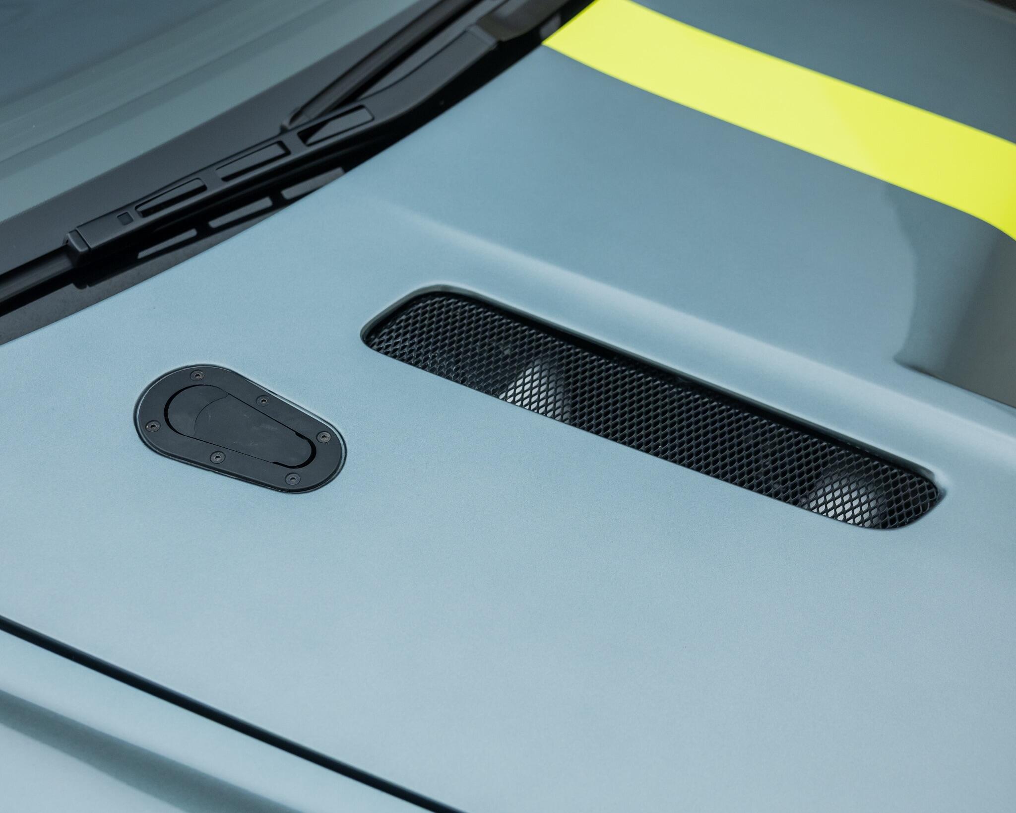 Aston Martin Vantage view 51