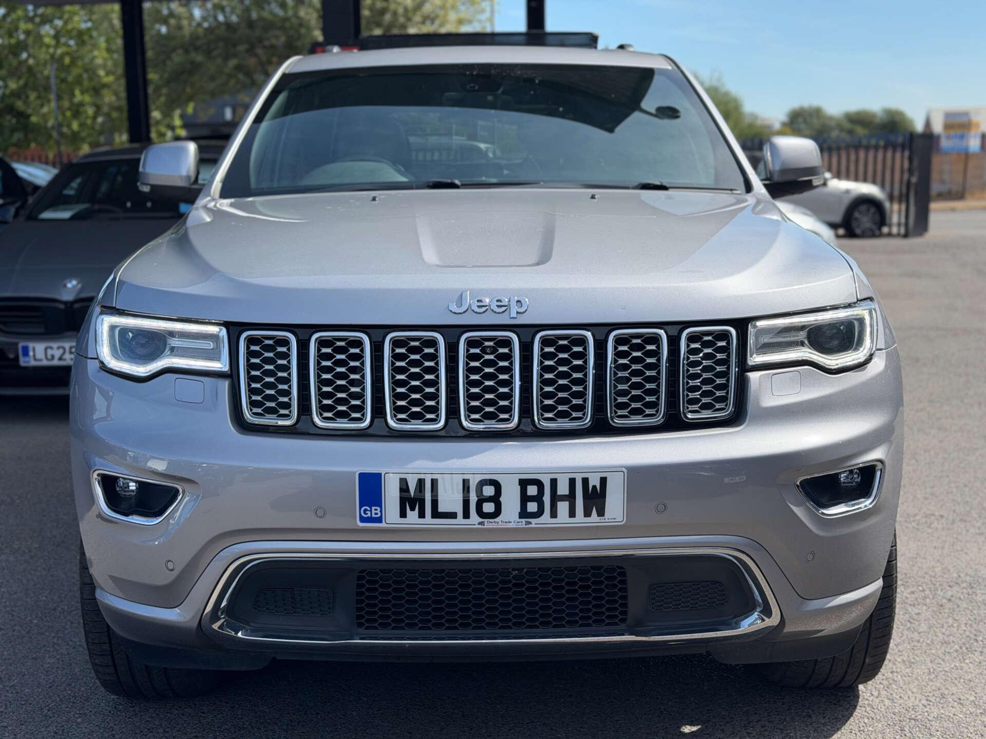 Jeep Grand Cherokee view 7