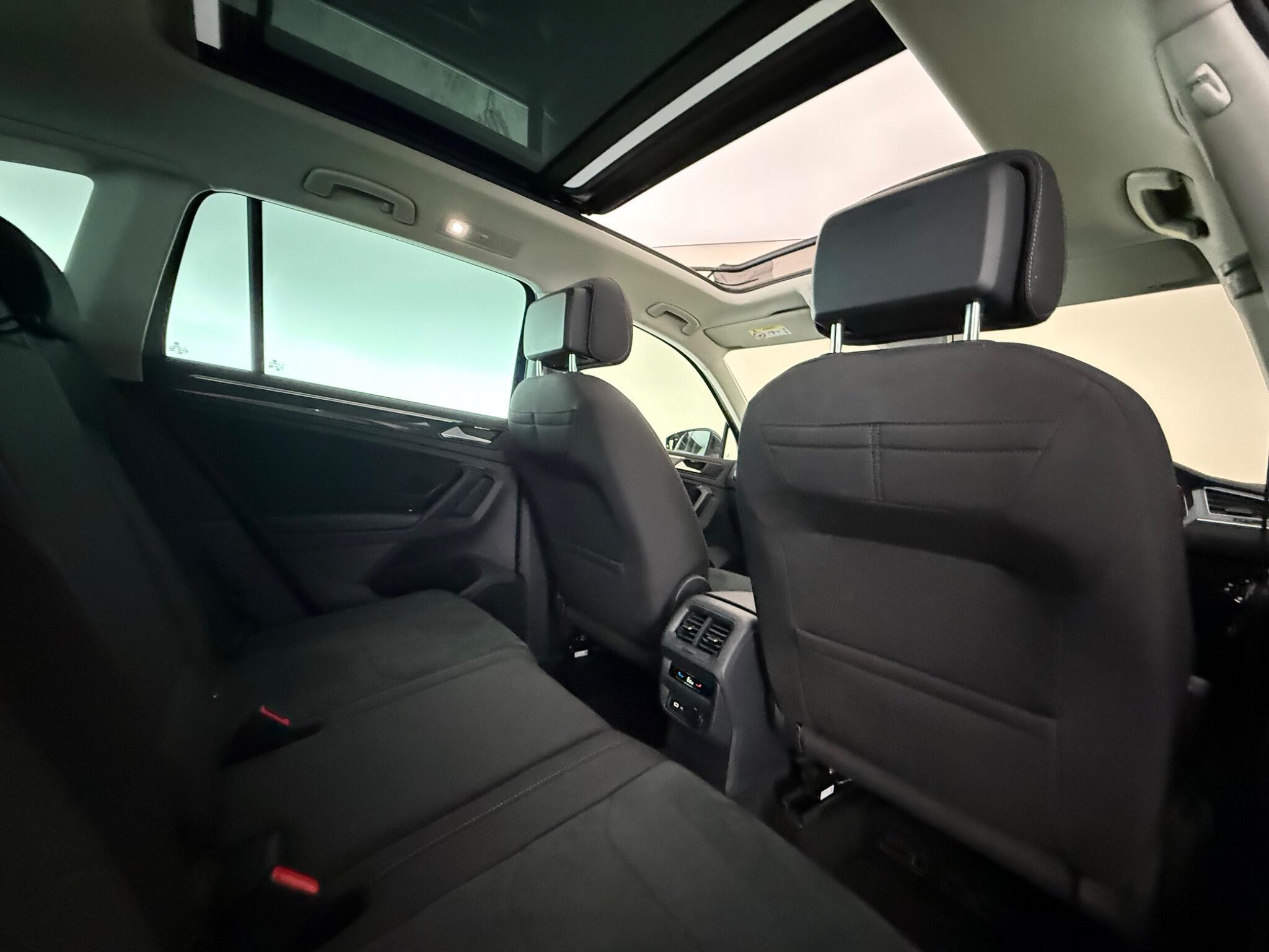 Volkswagen Tiguan view 31